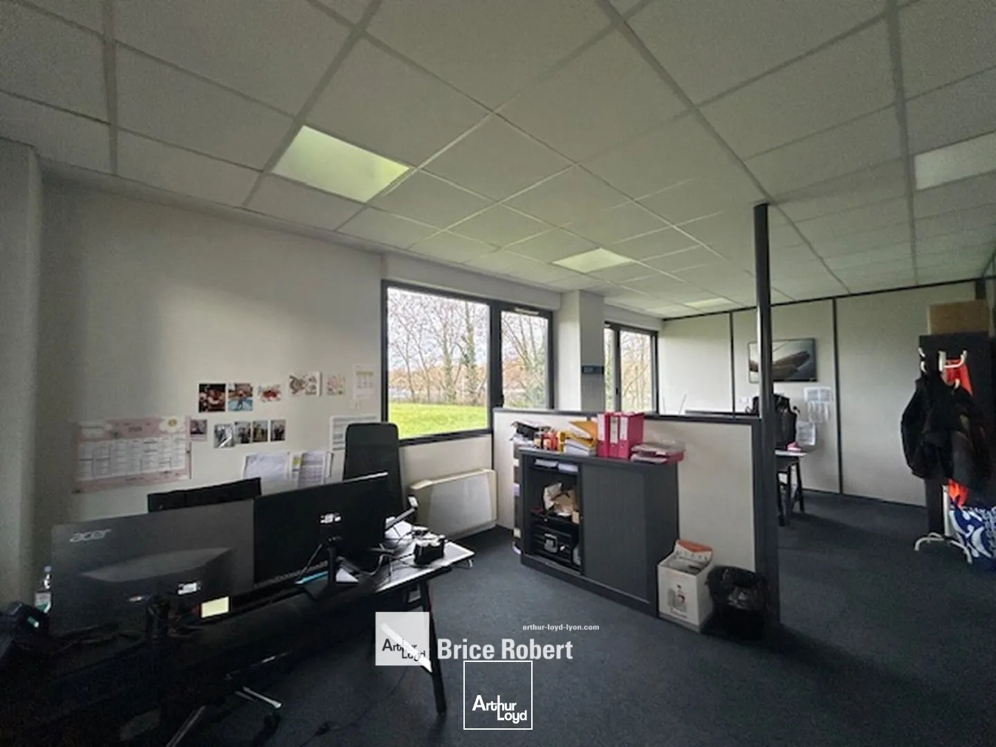 Locaux à vendre - 3198m2 - Chaponost (69630)