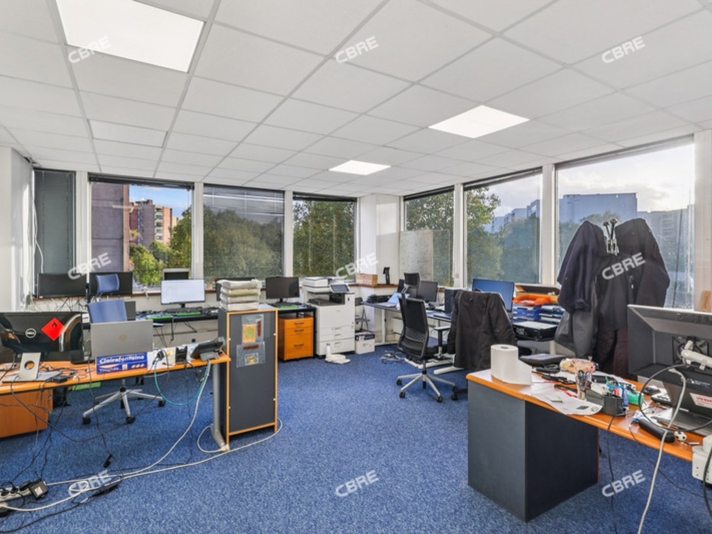 Bureau 193 m²