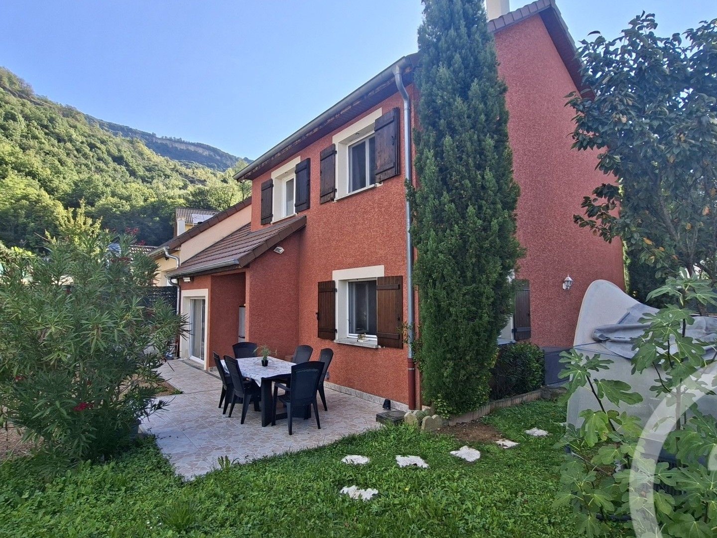 Maison 5 pièces 85 m²
