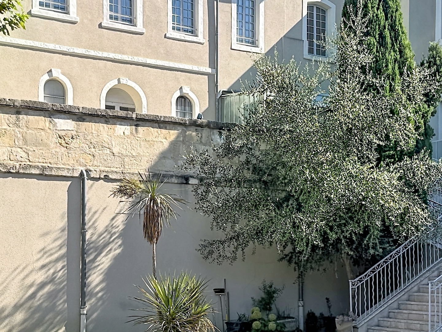 Appartement à vendre - 3 pièces - 99m2 - Tarascon (13150)