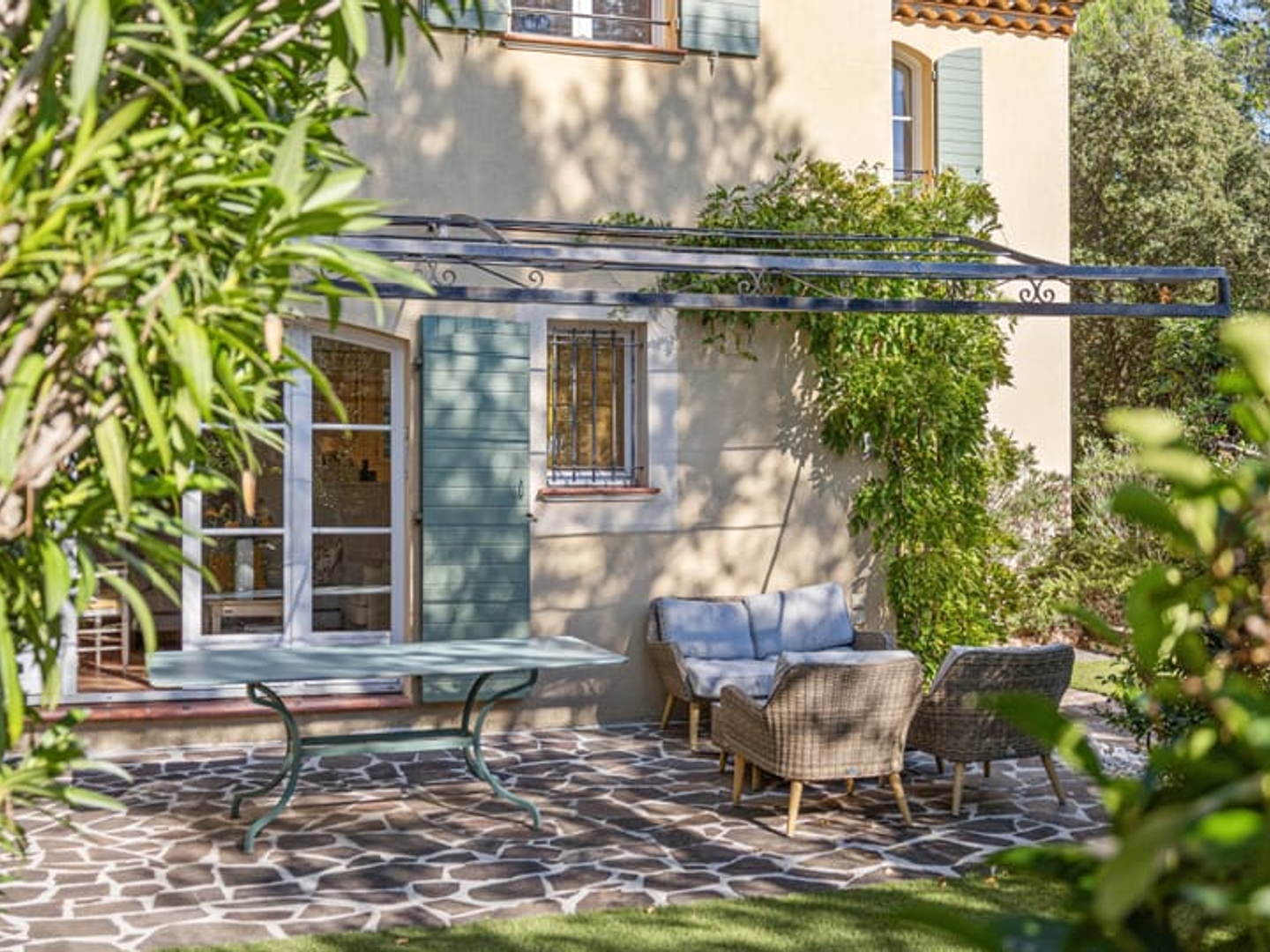 LA MOTTE-EN-PROVENCE - SAINT ENDREOL : Maison 4 pièces, terrain 594 m², garage