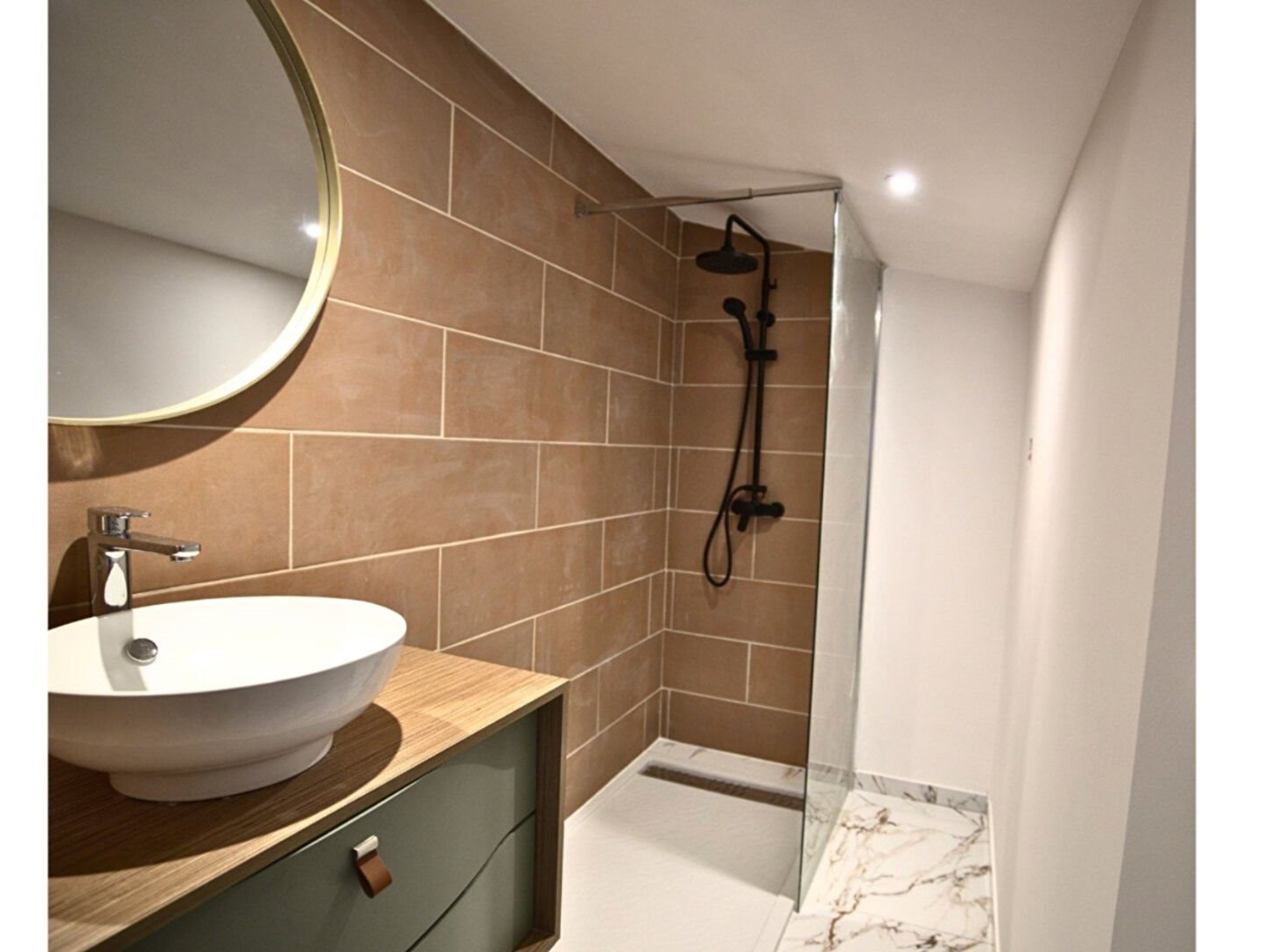 Appartement T5 rénové au coeur d'HASPARREN