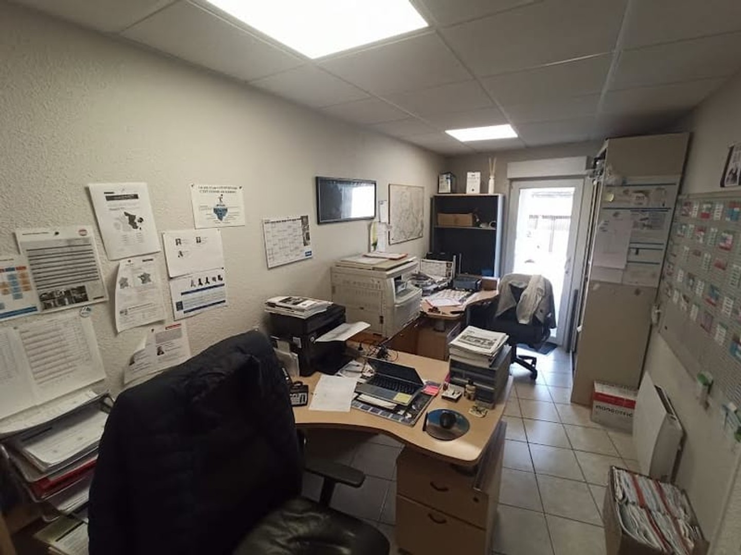 Bureaux à vendre - 3 pièces - 228m2 - Limoges (87000)