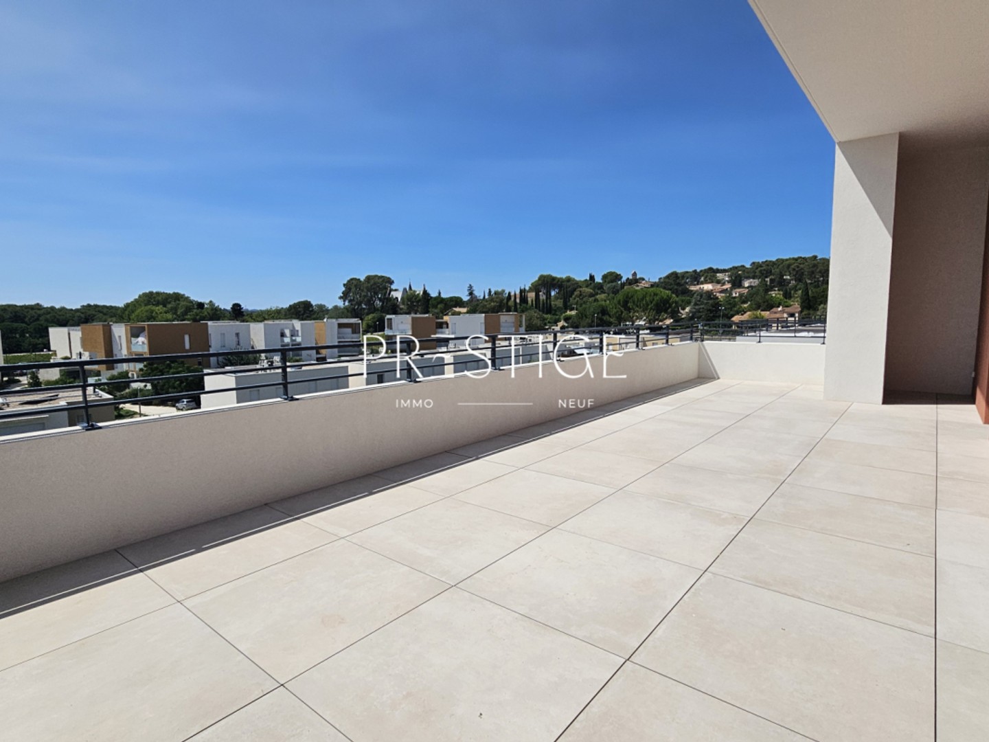 CLAPIERS T4 NEUF DE 114 M2 AVEC 60m2 TERRASSE