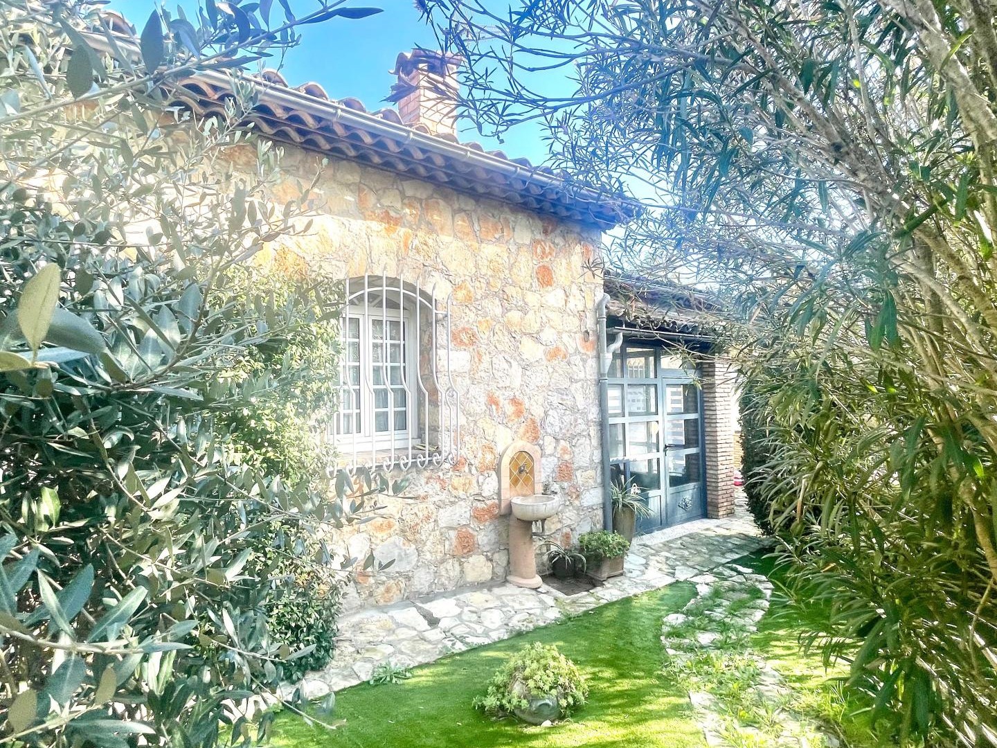 Maison familiale de 140 m² avec double double garage