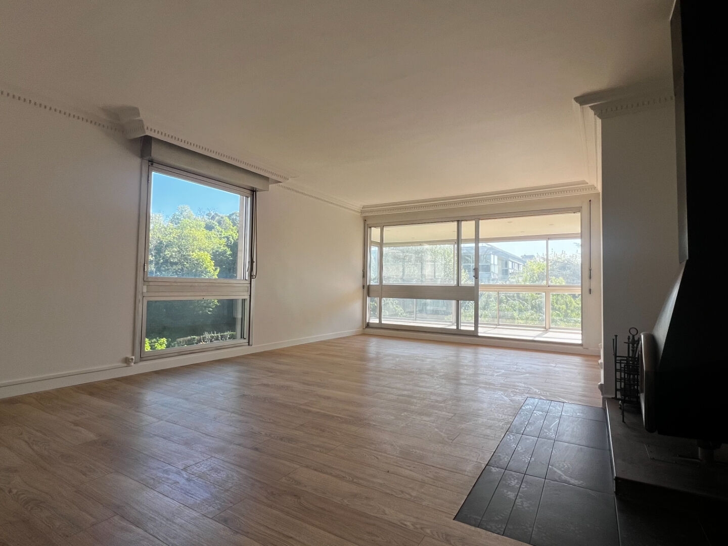 Appartement à vendre - 4 pièces - 138m2 - Le Chesnay-Rocque... (78150)