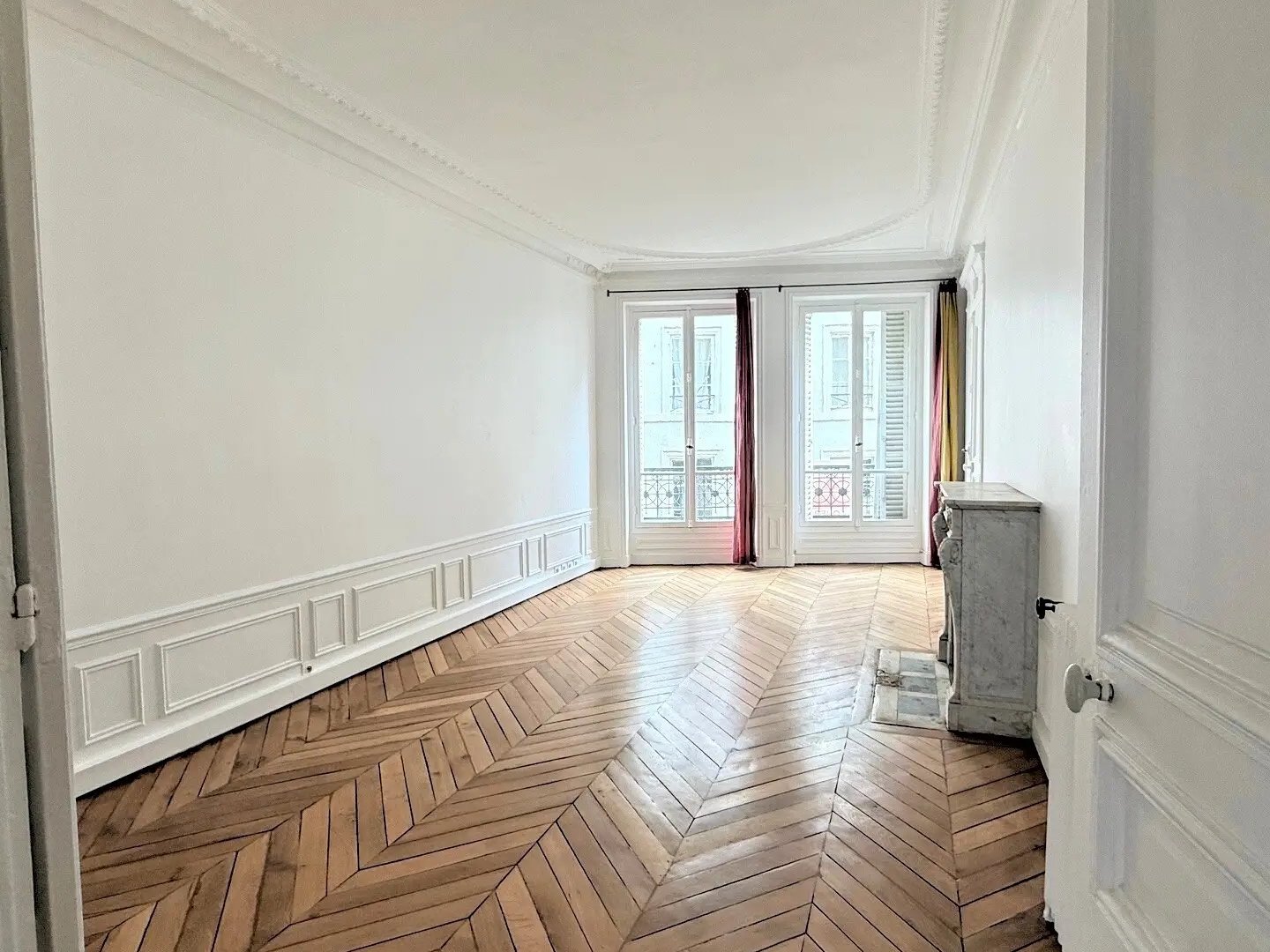 Appartement à vendre - 5 pièces - 115m2 - Paris 9e (75009)