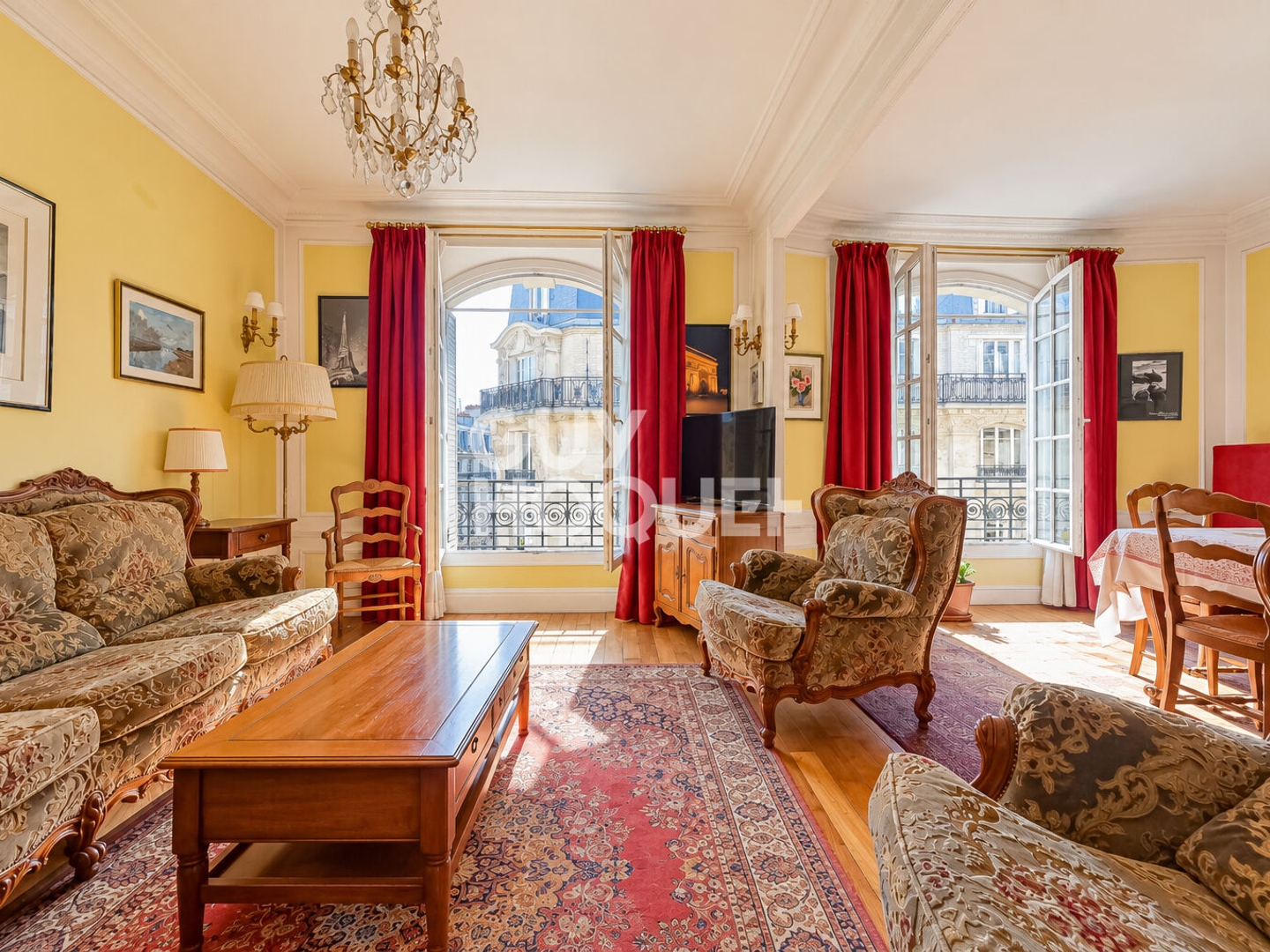 PARIS 12ÈME - DAUMESNIL / PLACE FÉLIX ÉBOUÉ - 4 PIÈCES - 78 M² - CHARME DE L'ANCIEN - ÉTAGE ÉLEVÉ AVEC ASCENSEUR