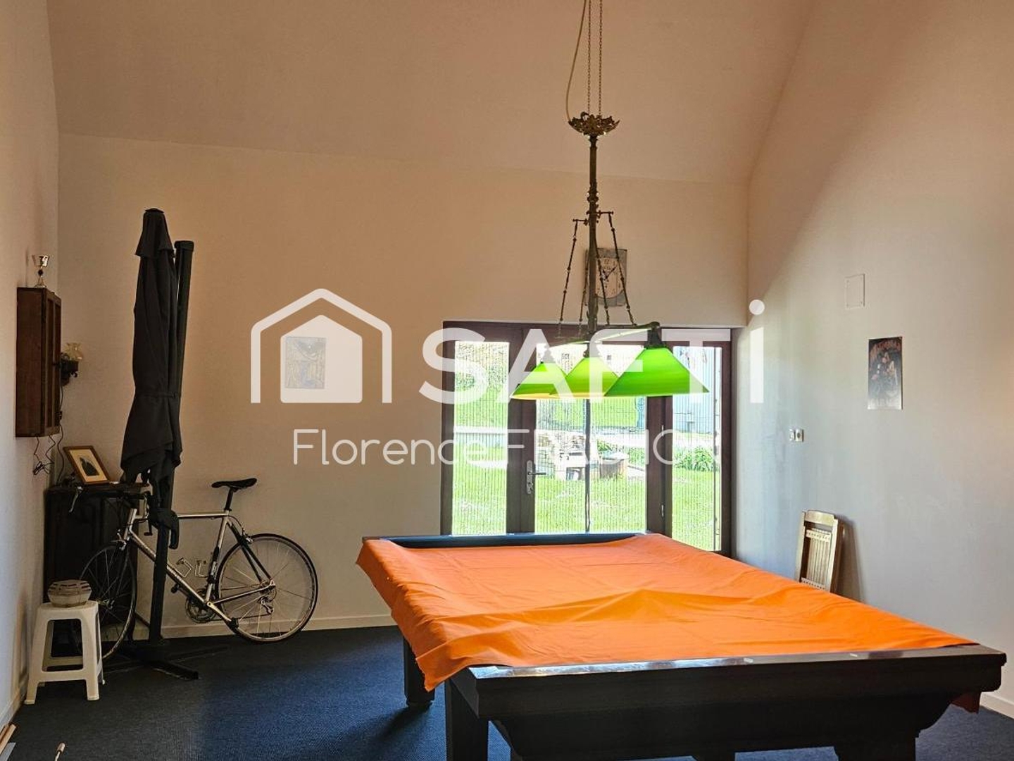 Maison à vendre - 5 pièces - 180m2 - Clux-Villeneuve (71270)