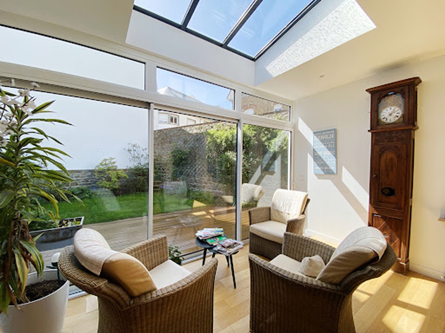 Maison 10 pièces 240 m²