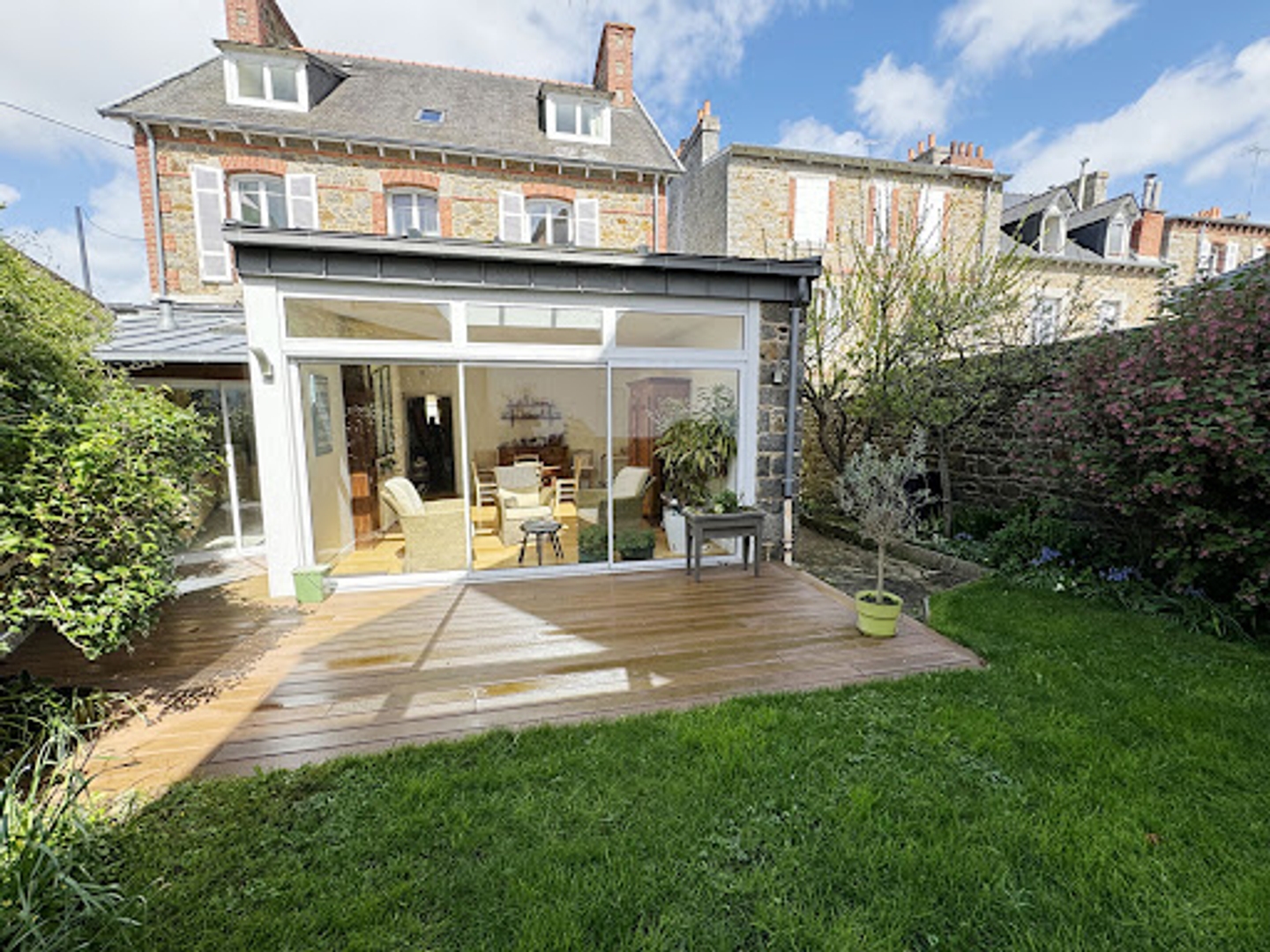 Maison à vendre - 10 pièces - 240m2 - Saint-Brieuc (22000)