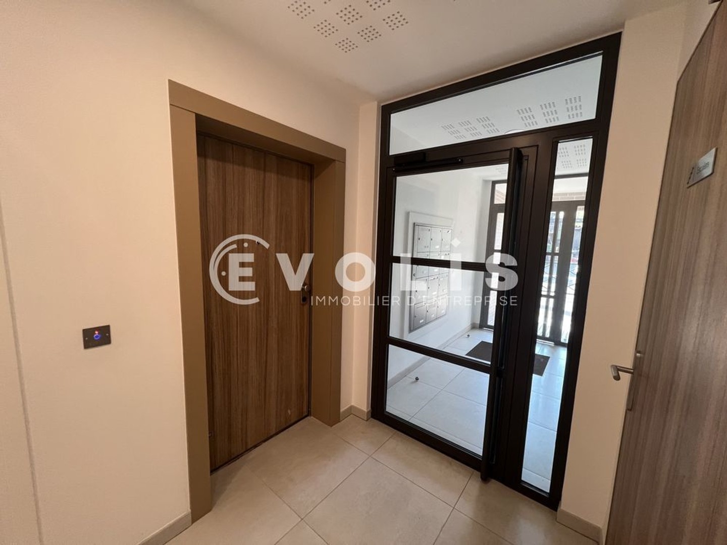 Bureaux - A VENDRE - 48 m² non divisibles