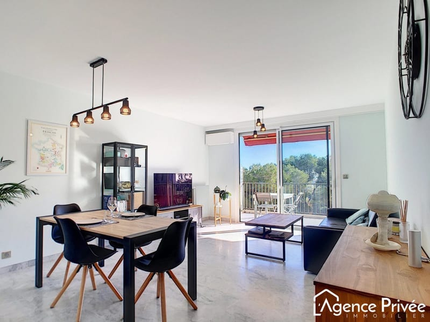 Appartement à vendre - 2 pièces - 57m2 - Cagnes-Sur-Mer (06800)