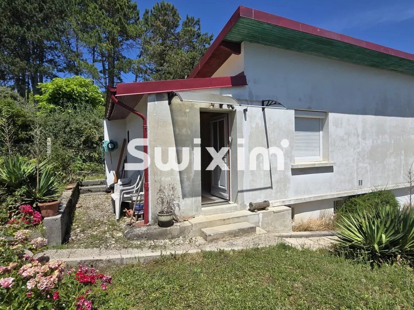 Immeuble à vendre - 4 pièces - 130m2 - Lons-Le-Saunier (39000)