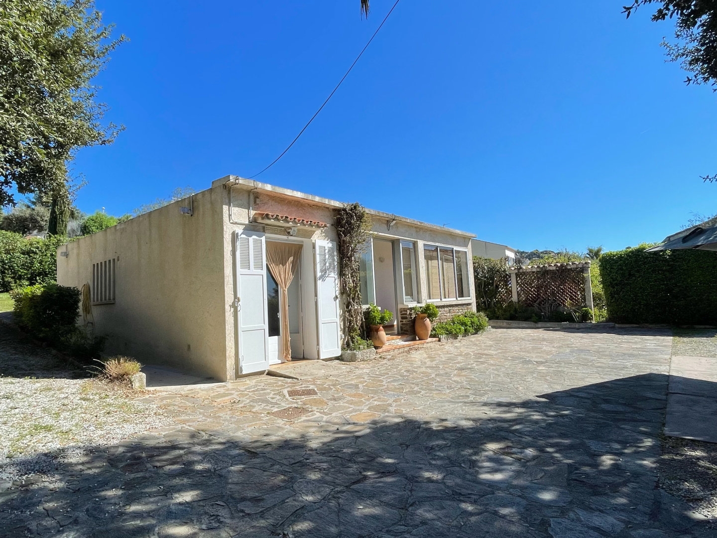 Maison à vendre - 3 pièces - 71m2 - Bormes-Les-Mimosas (83230)