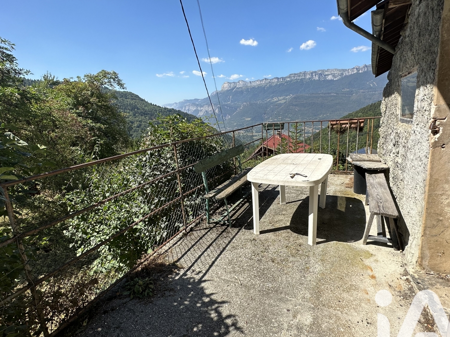 Maison à vendre - 2 pièces - 102m2 - Goncelin (38570)