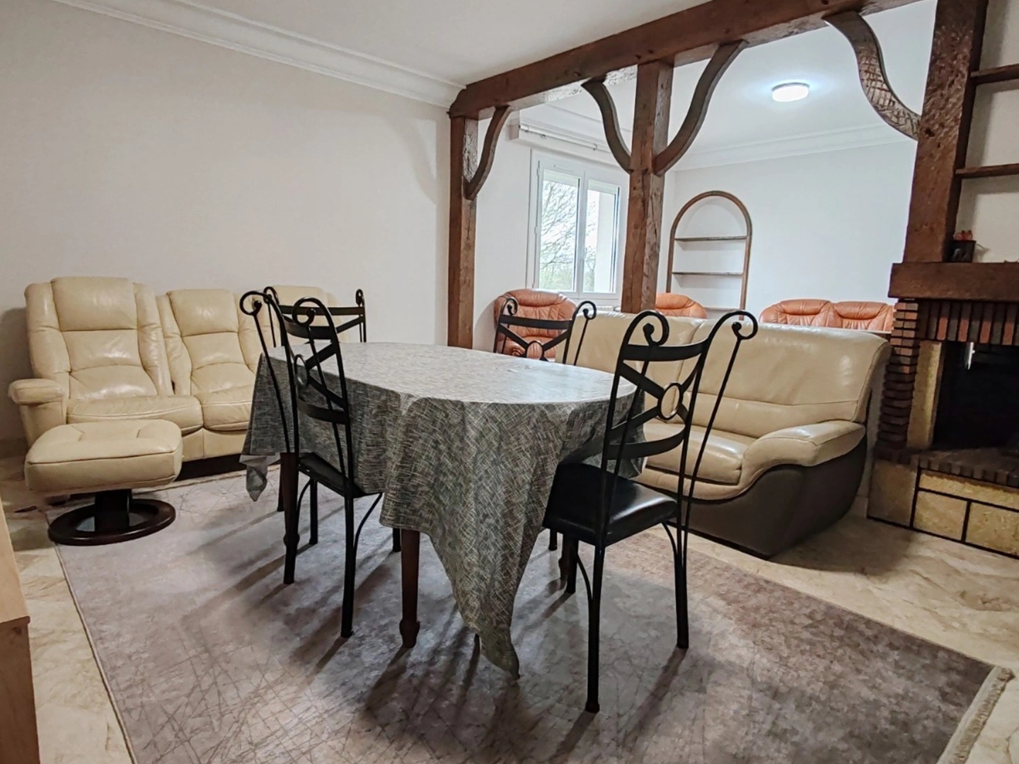 Propriété 10 pièces 230 m²