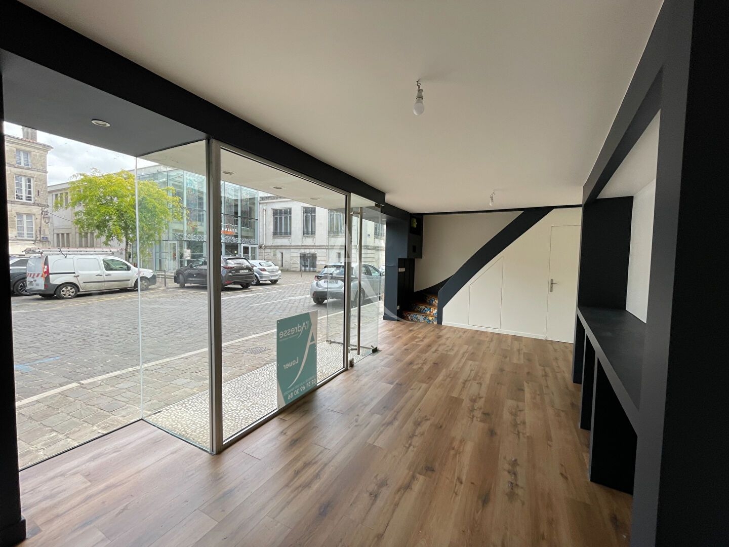 Bureaux 96 m²