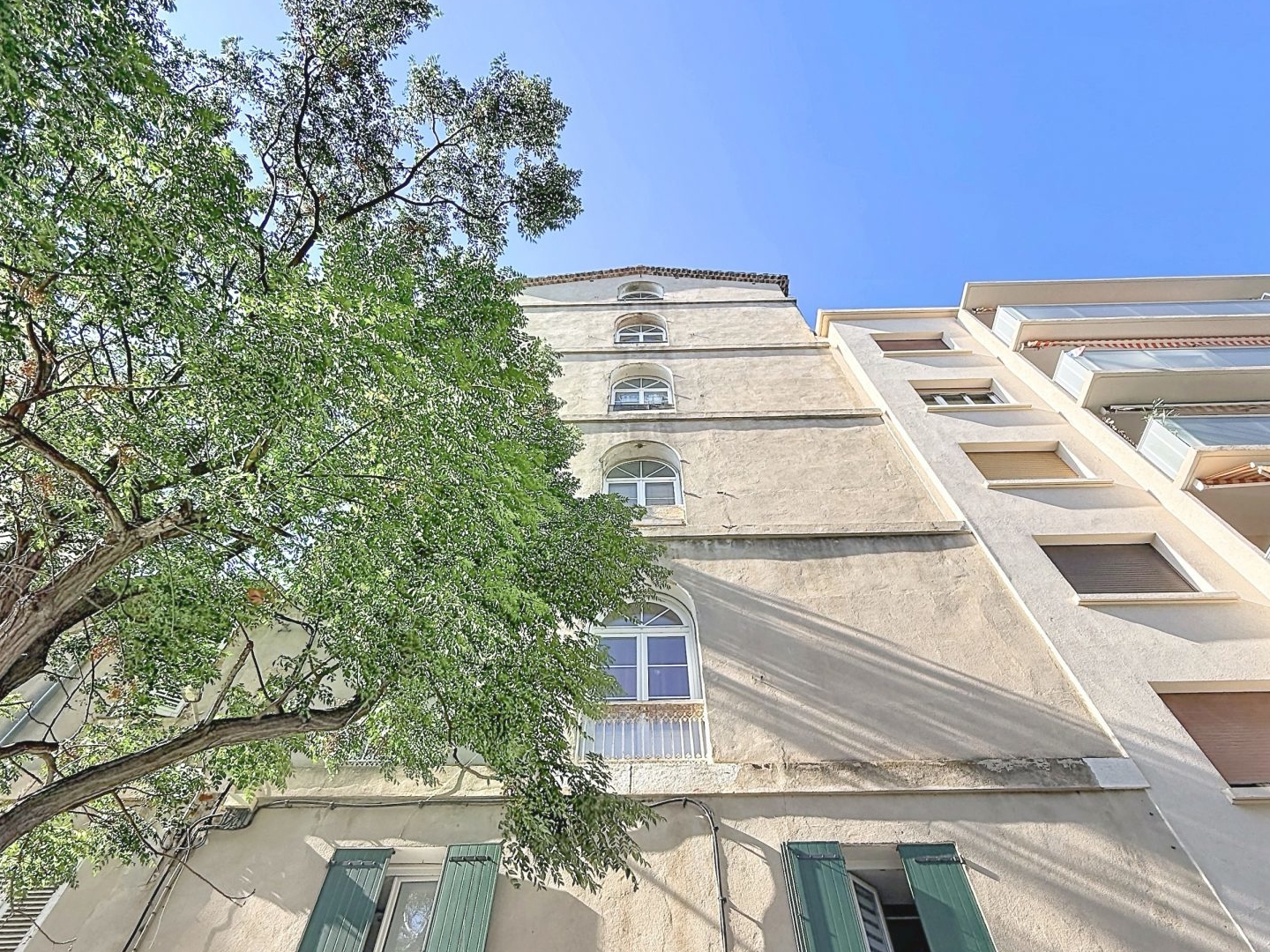 Appartement à vendre - 2 pièces - 54m2 - Toulon (83000)