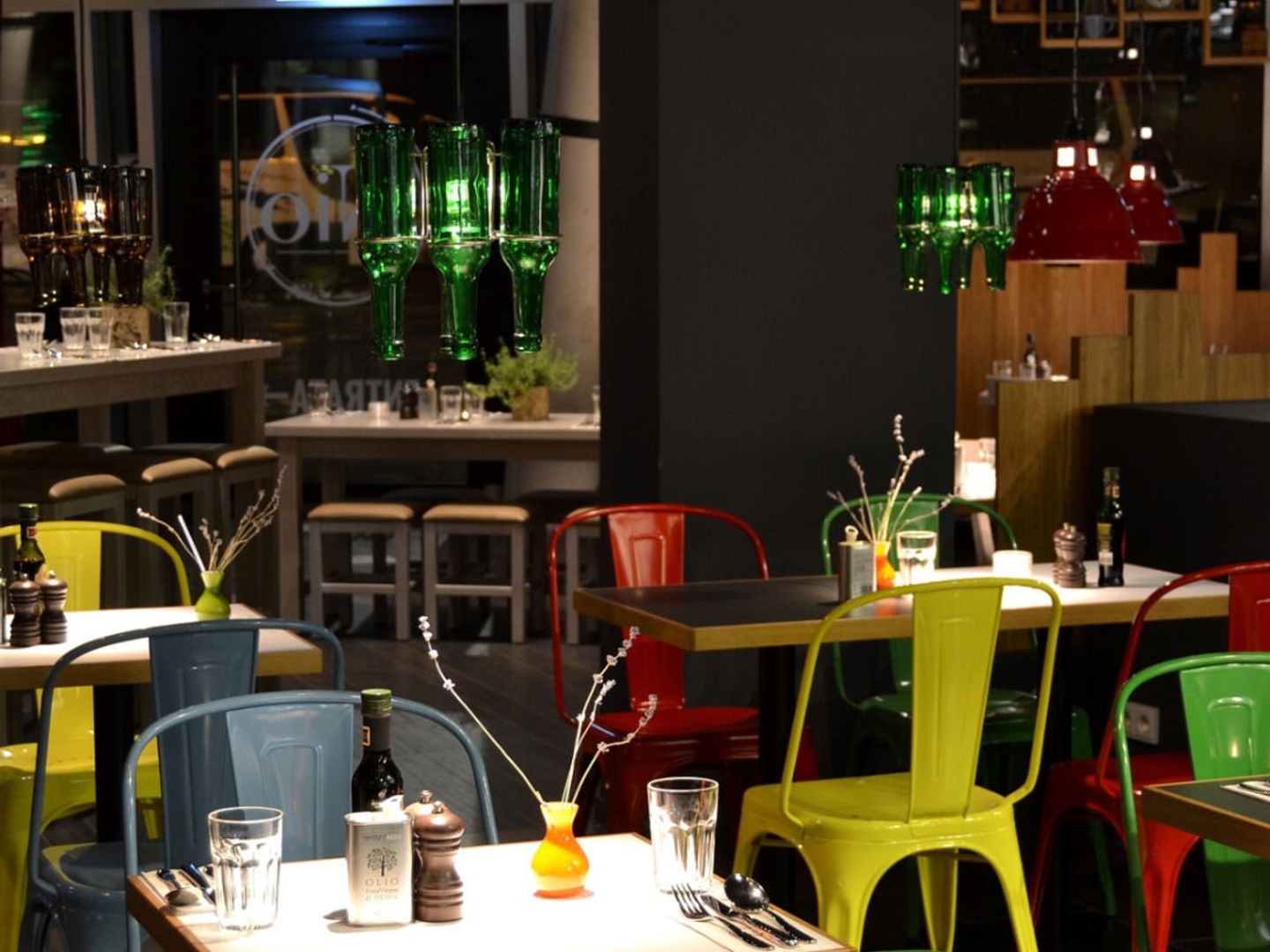 Fonds de commerce restaurant zone Airbus, excellent emplacement avec parking