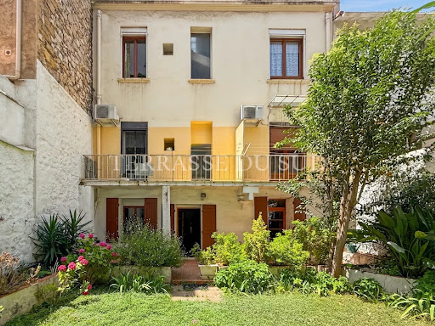 Propriété 7 pièces 195 m²