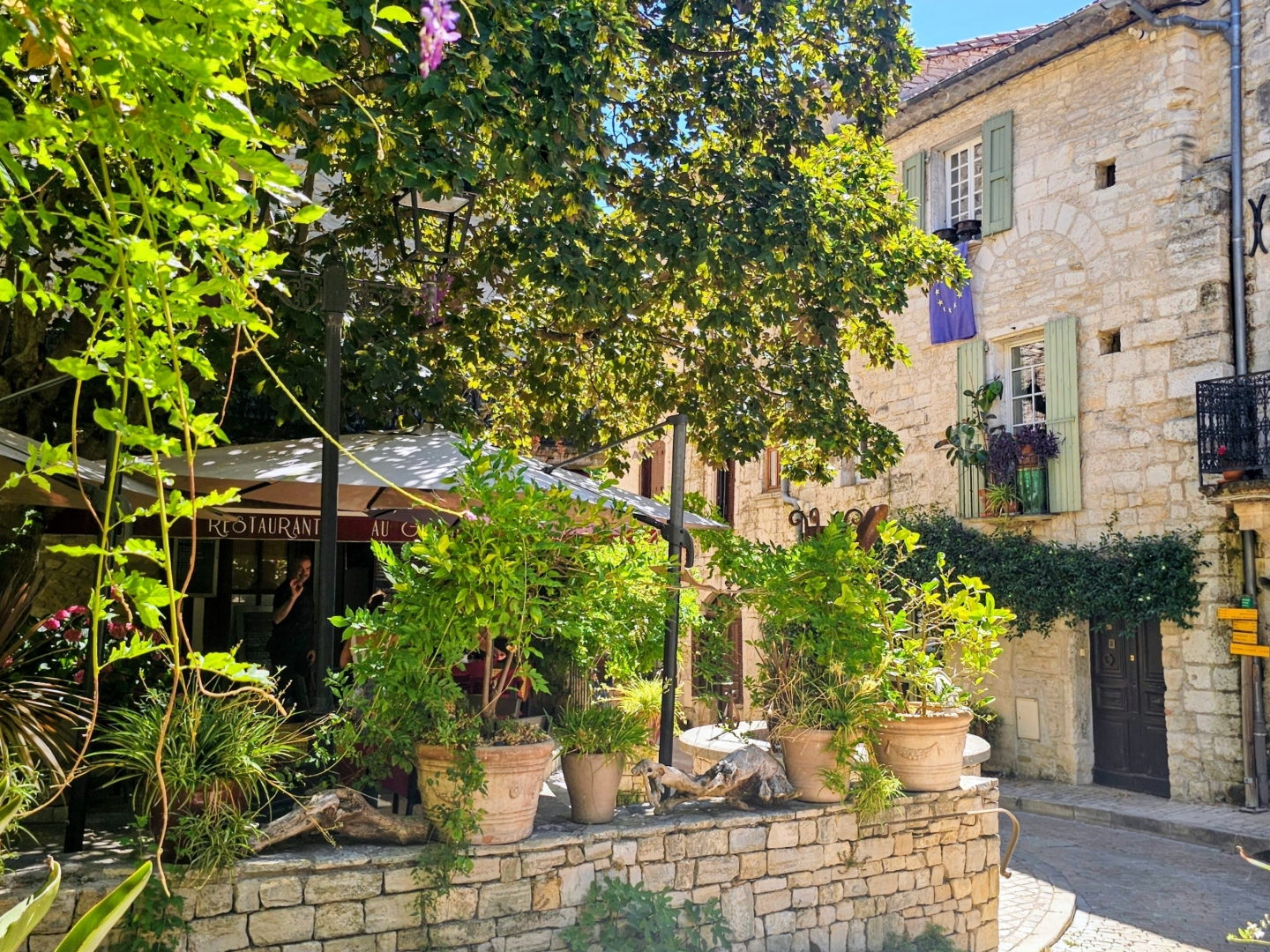 Magasin à vendre - 87m2 - Vézénobres (30360)