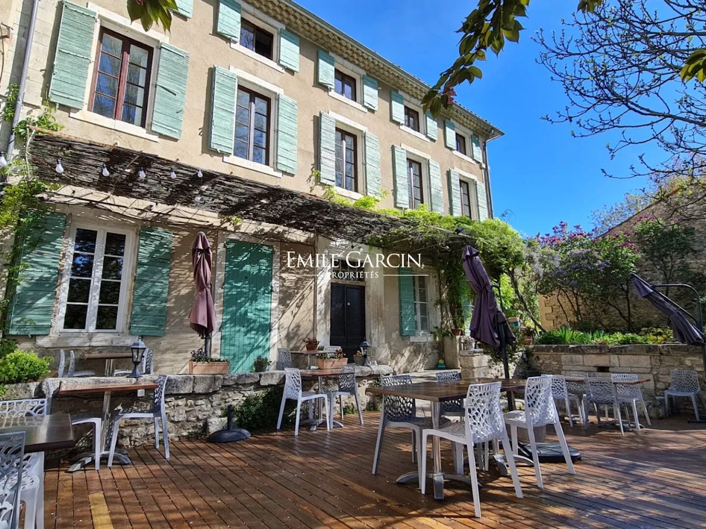 Maison 14 pièces 561 m²