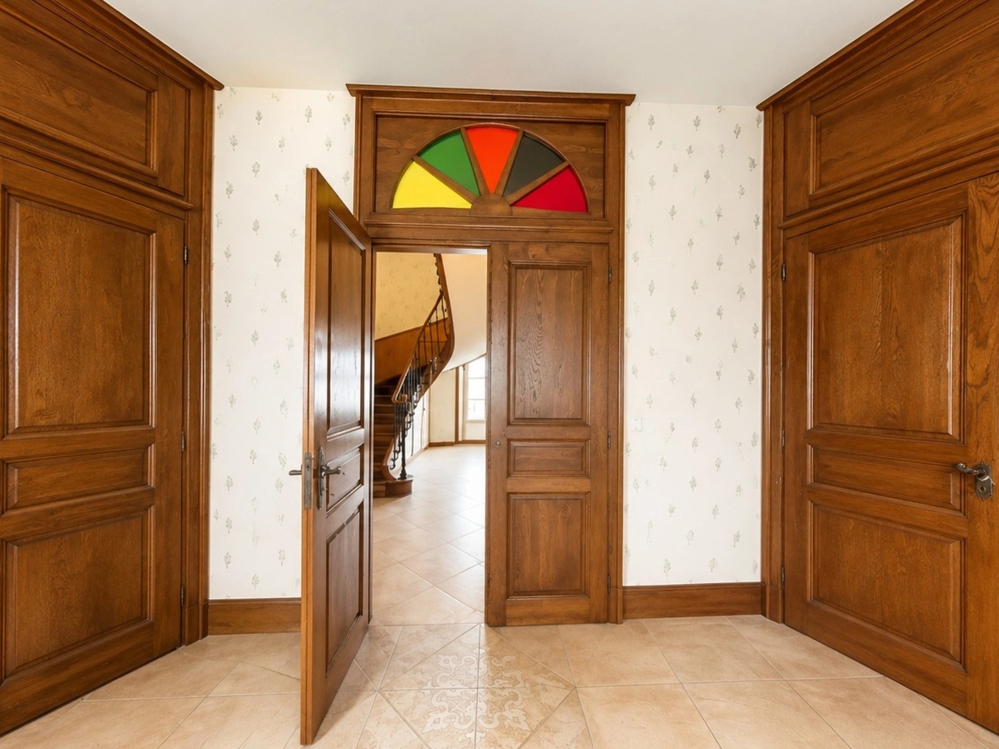 Maison à vendre - 12 pièces - 333m2 - Chamblay (39380)