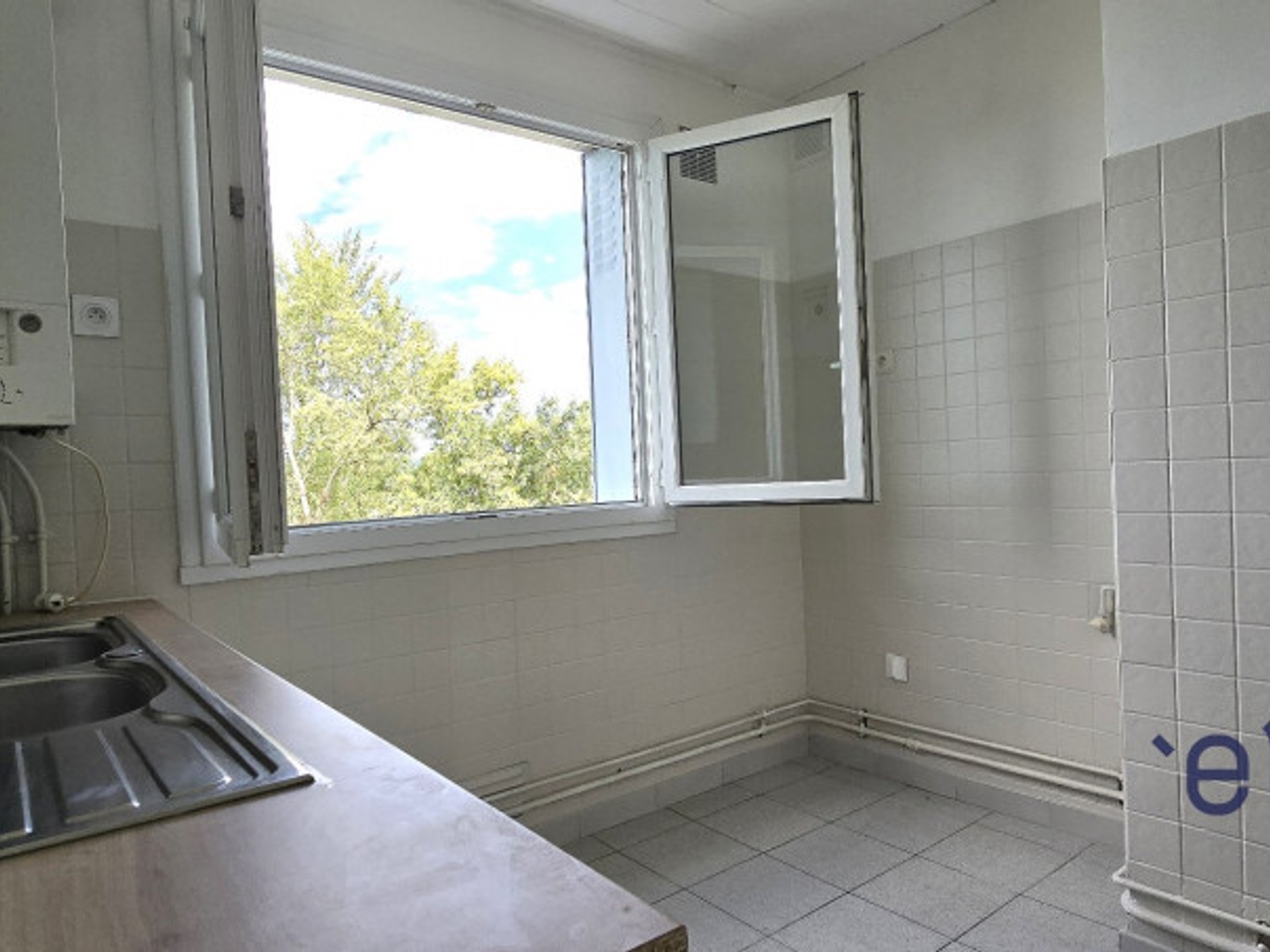 Appartement à vendre - 3 pièces - 63m2 - Tarbes (65000)