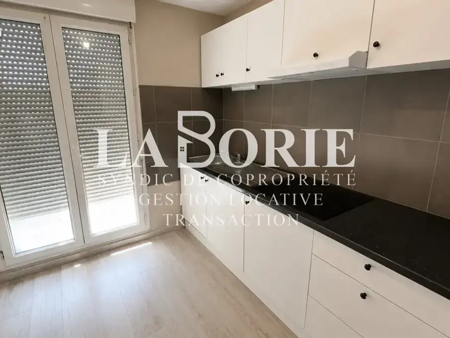 Appartement à vendre - 3 pièces - 62m2 - Sorgues (84700)