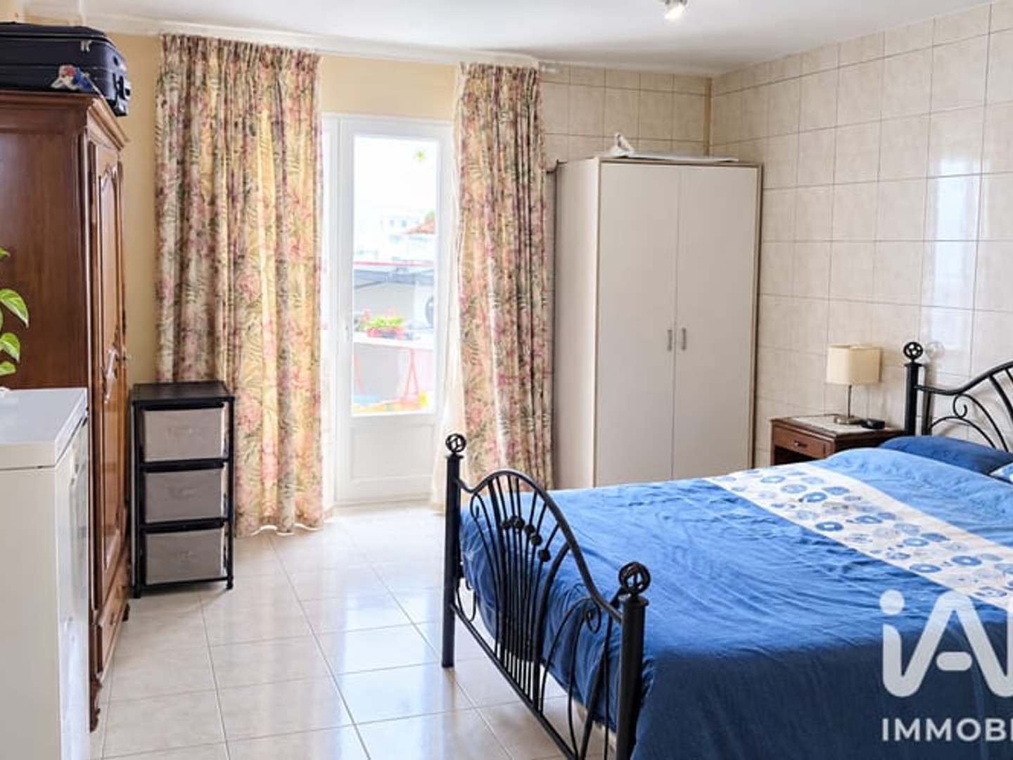 Appartement à vendre - 9 pièces - 277m2 - Sillé-Le-Guillaume (72140)
