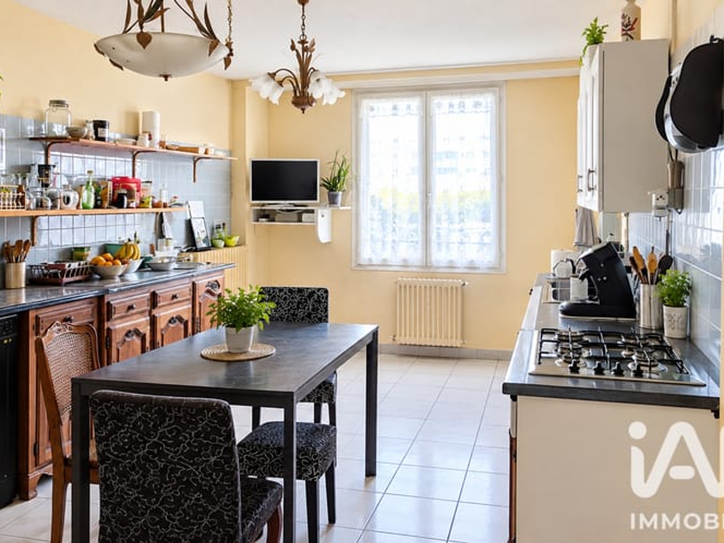 Appartement à vendre - 9 pièces - 277m2 - Sillé-Le-Guillaume (72140)