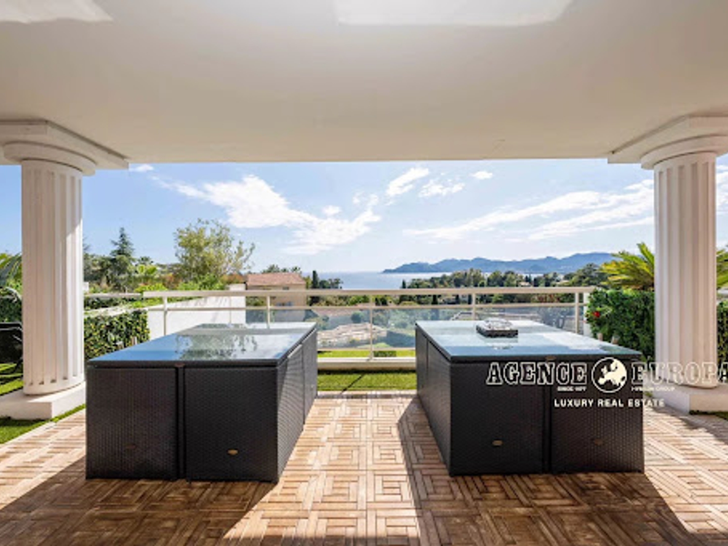 Appartement à vendre - 4 pièces - 163m2 - Cannes (06400)