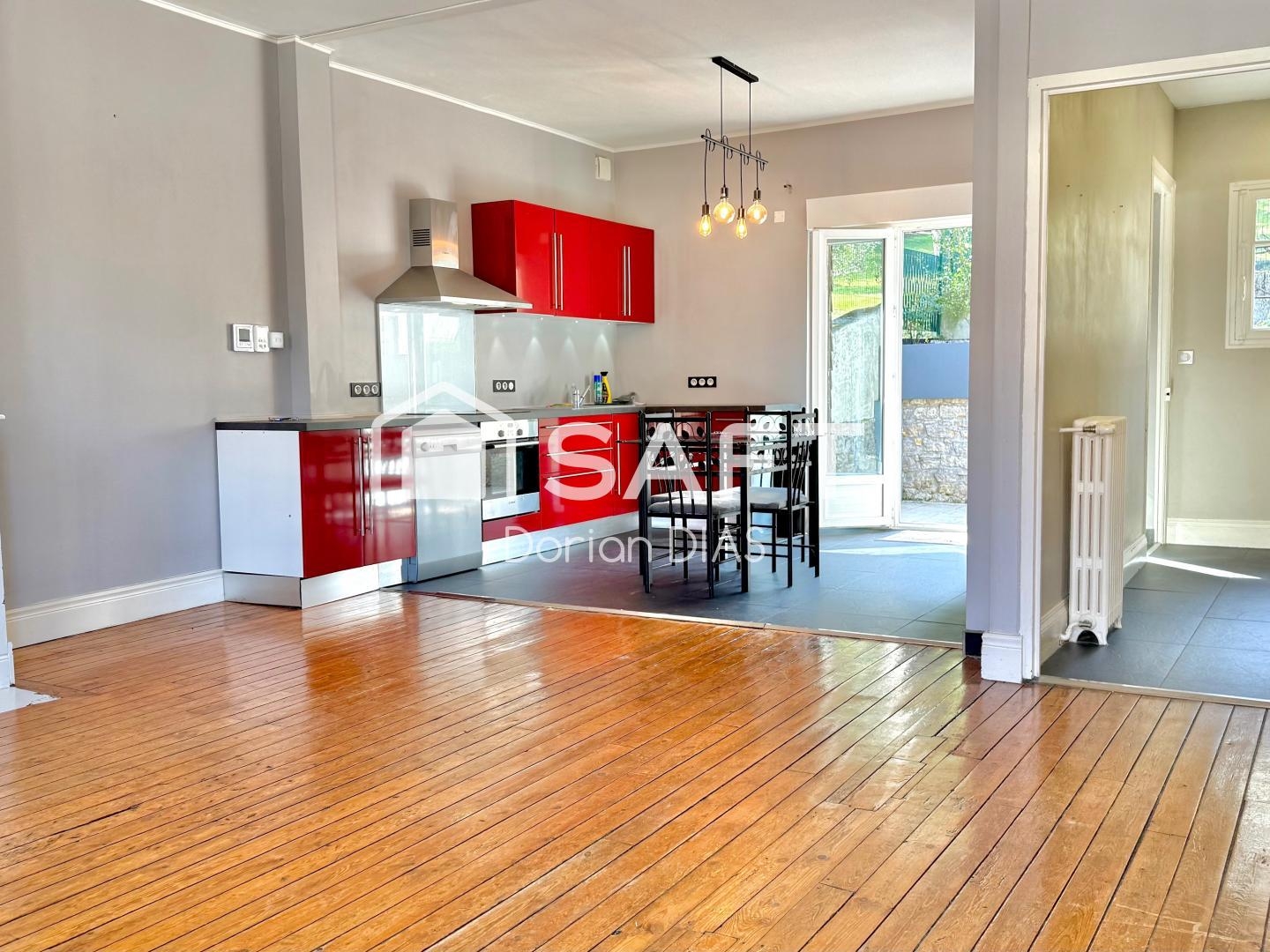Maison à vendre - 7 pièces - 170m2 - Laon (02000)