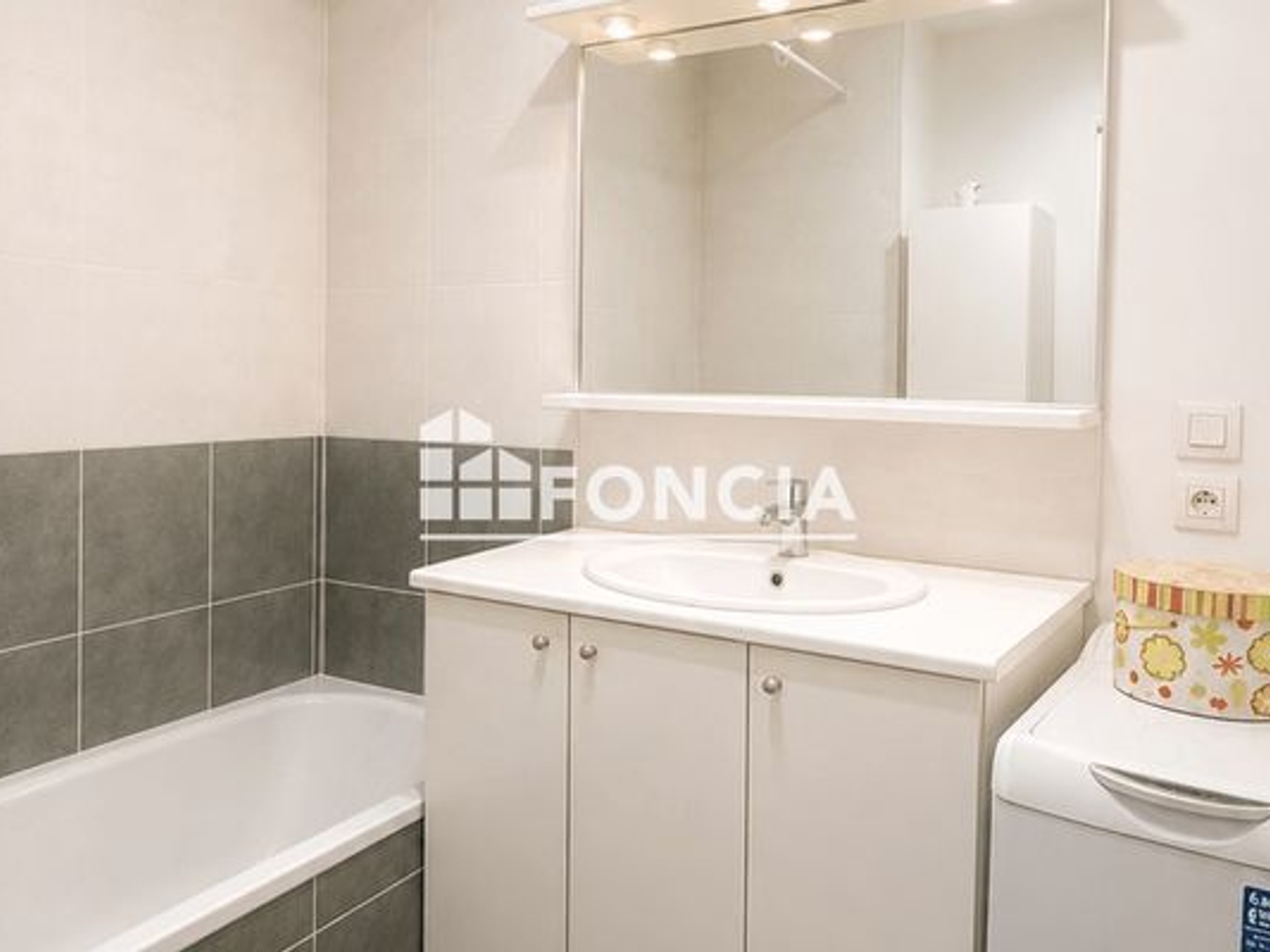 Appartement à vendre - 3 pièces - 68m2 - Thonon-Les-Bains (74200)