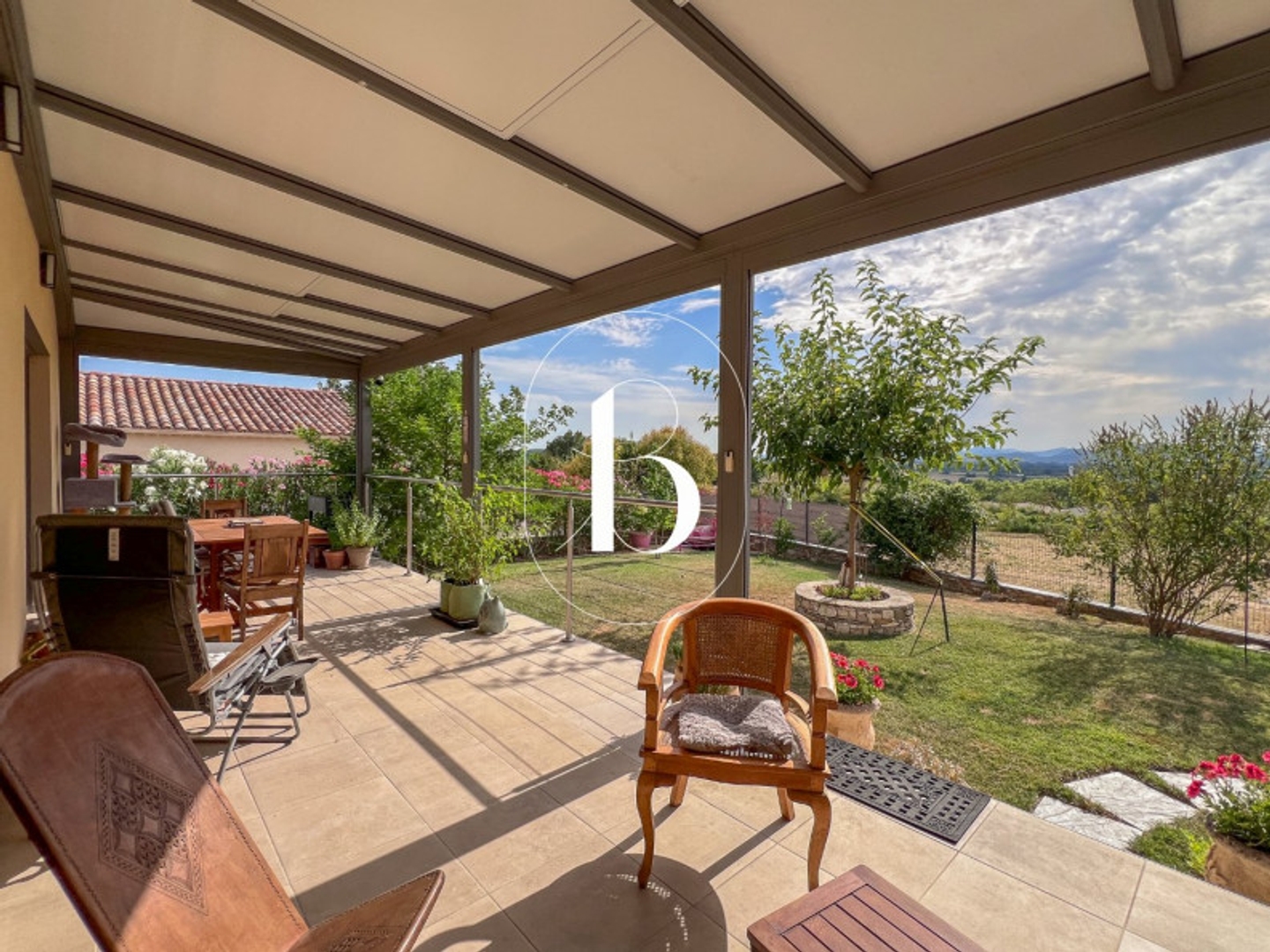 Maison à vendre - 5 pièces - 106m2 - Barjac (30430)