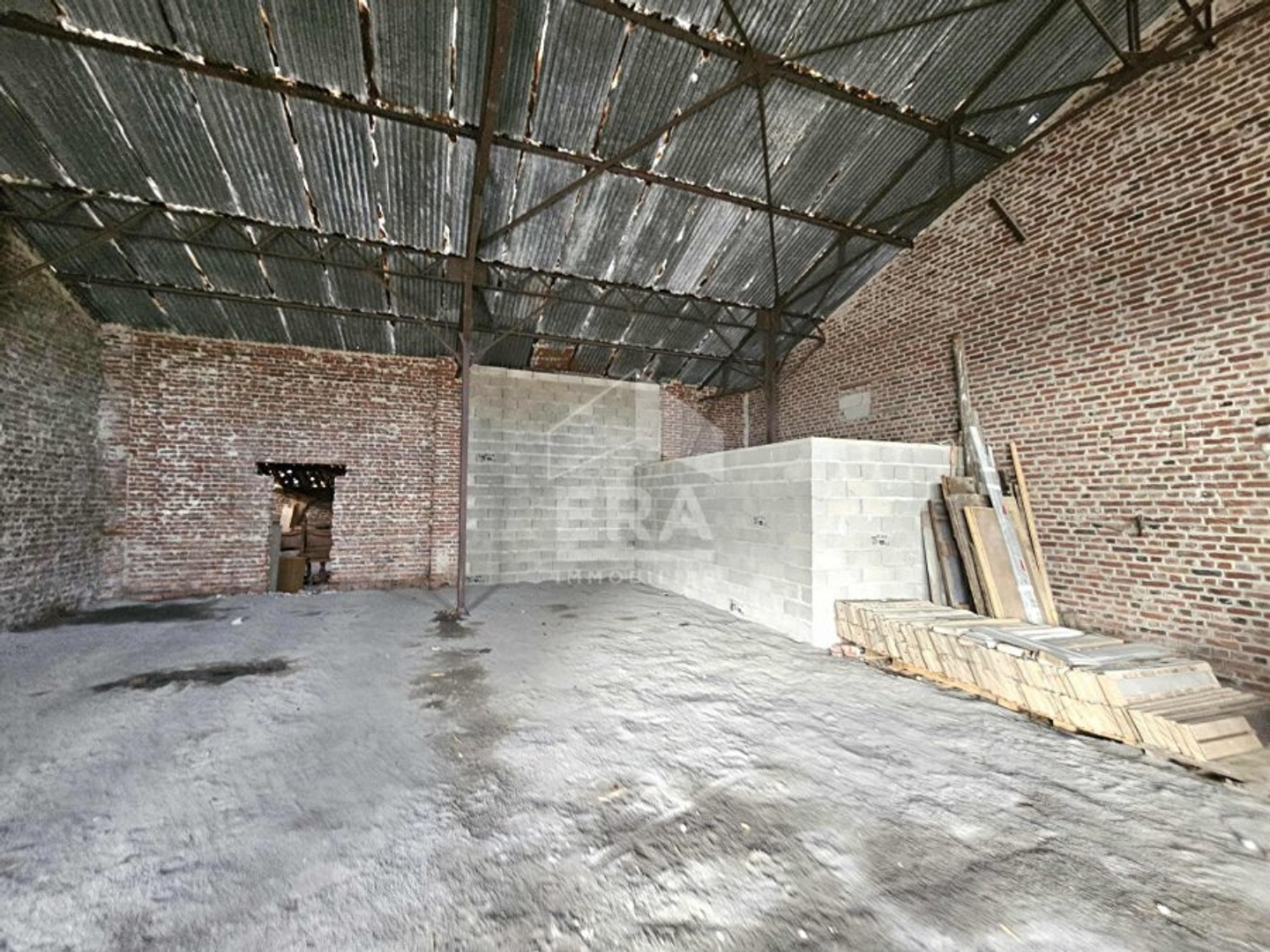 Magasin à vendre - 350m2 - Ruminghem (62370)