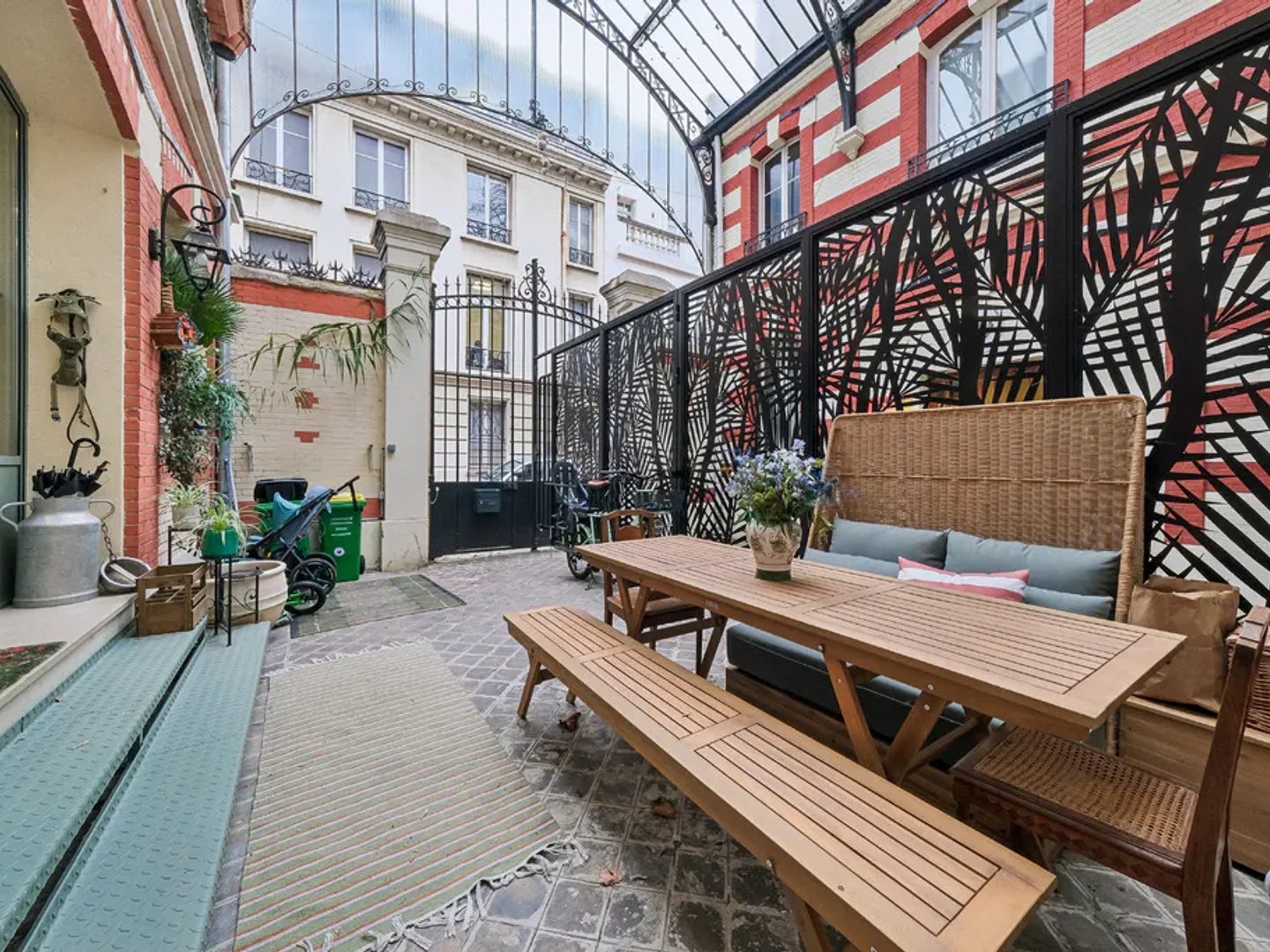 Appartement à vendre - 5 pièces - 140m2 - Paris 16e (75016)
