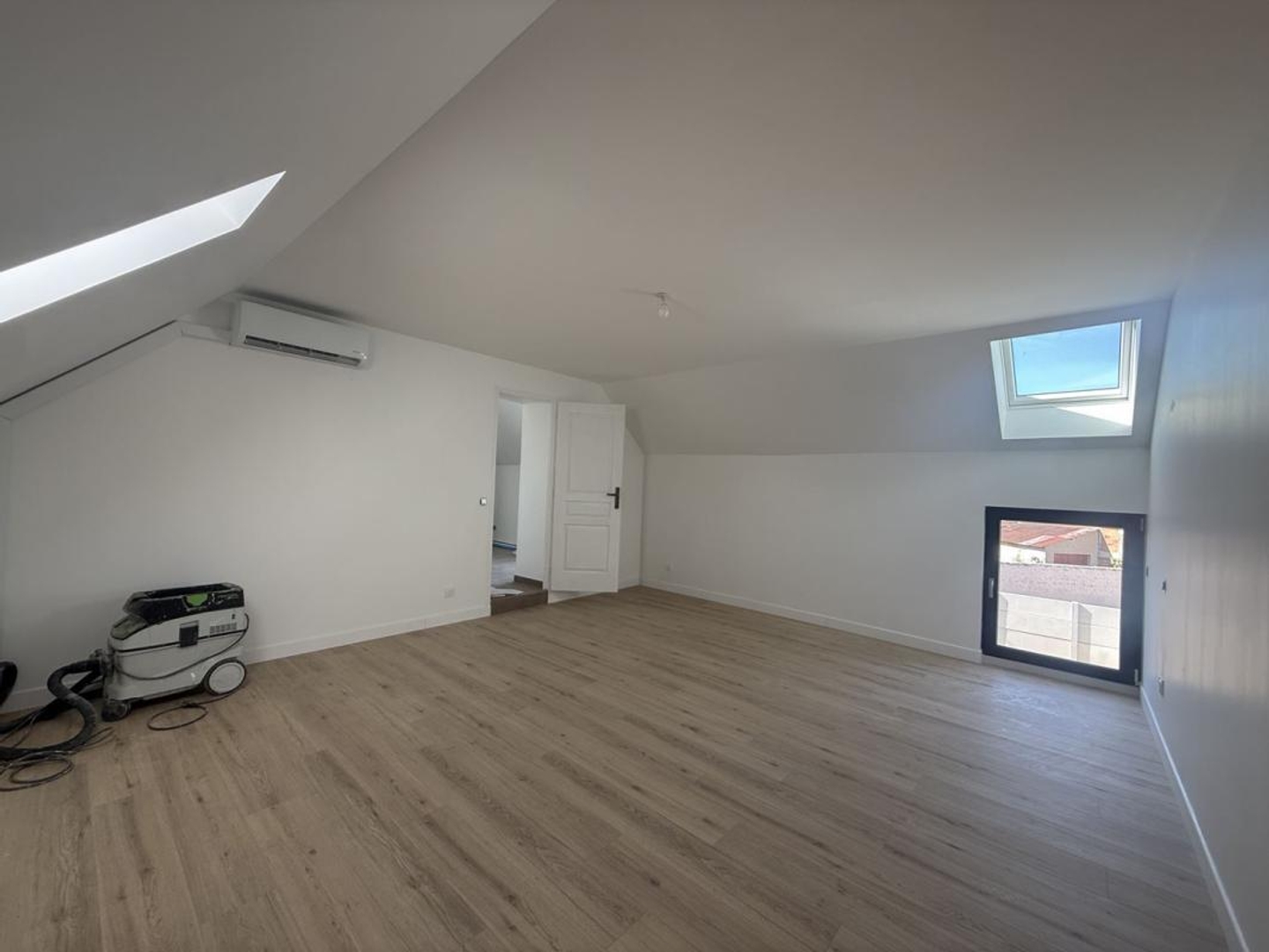 Appartement à vendre - 4 pièces - 113m2 - Autruy-Sur-Juine (45480)