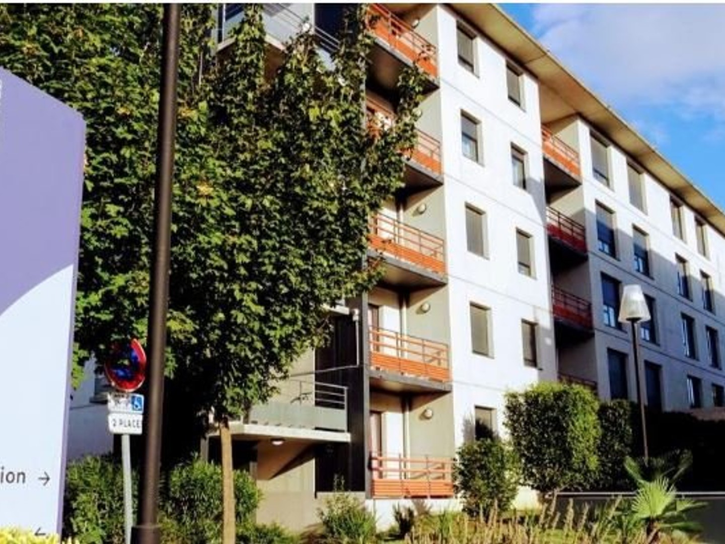 INVESTISSEMENT LOCATIF - TOULOUSE - Résidence résidence de services Alezan Hôtel & Résidence - 5.76 % de rentabilité