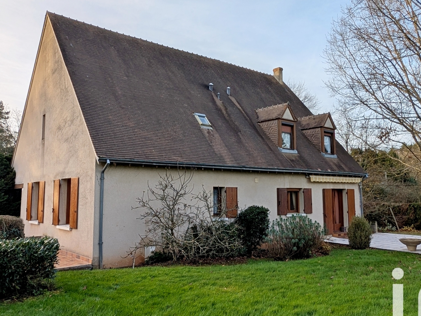 Maison à vendre - 9 pièces - 213m2 - La Châtre (36400)