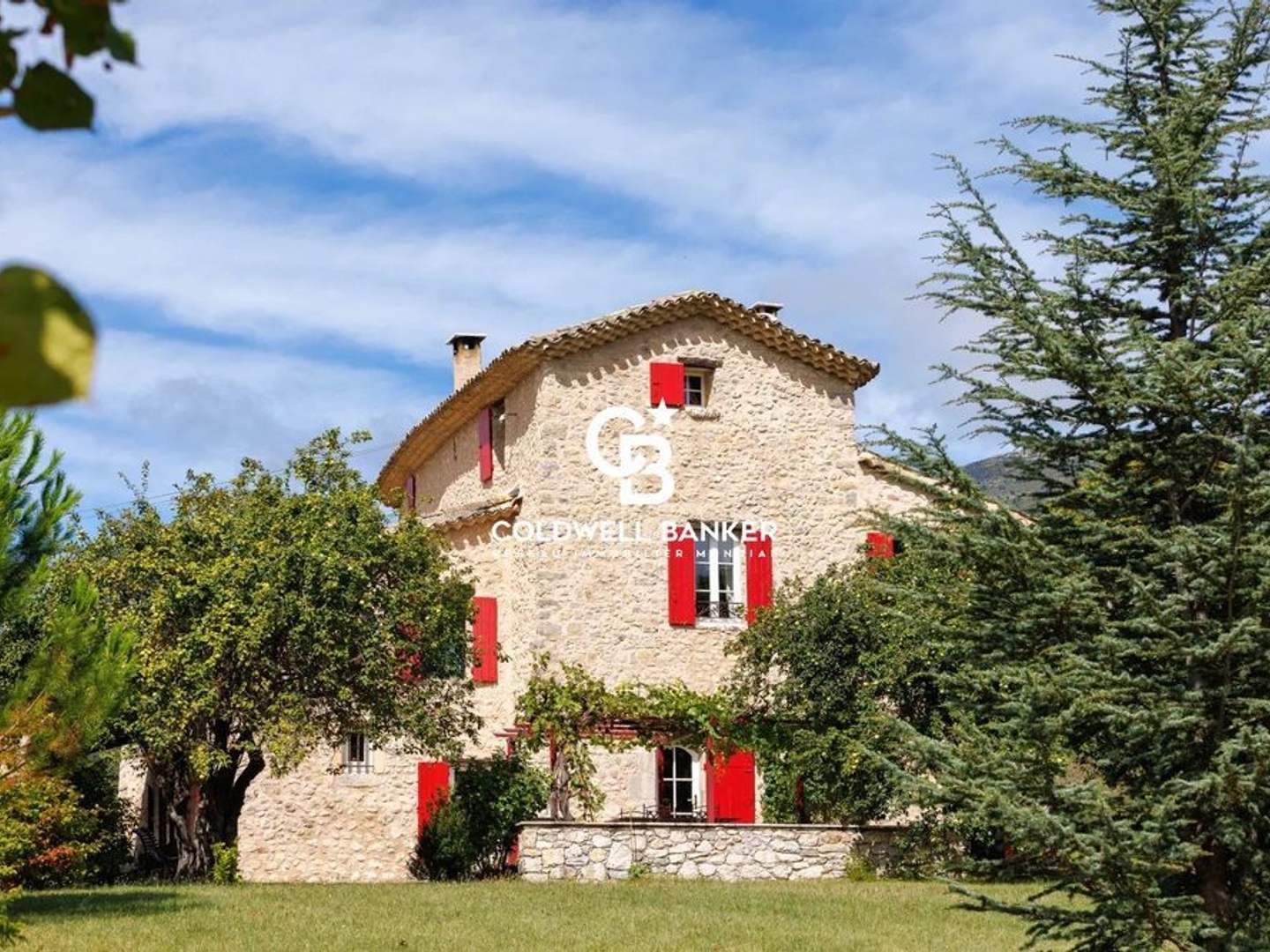 Maison à vendre - 6 pièces - 205m2 - Sisteron (04200)