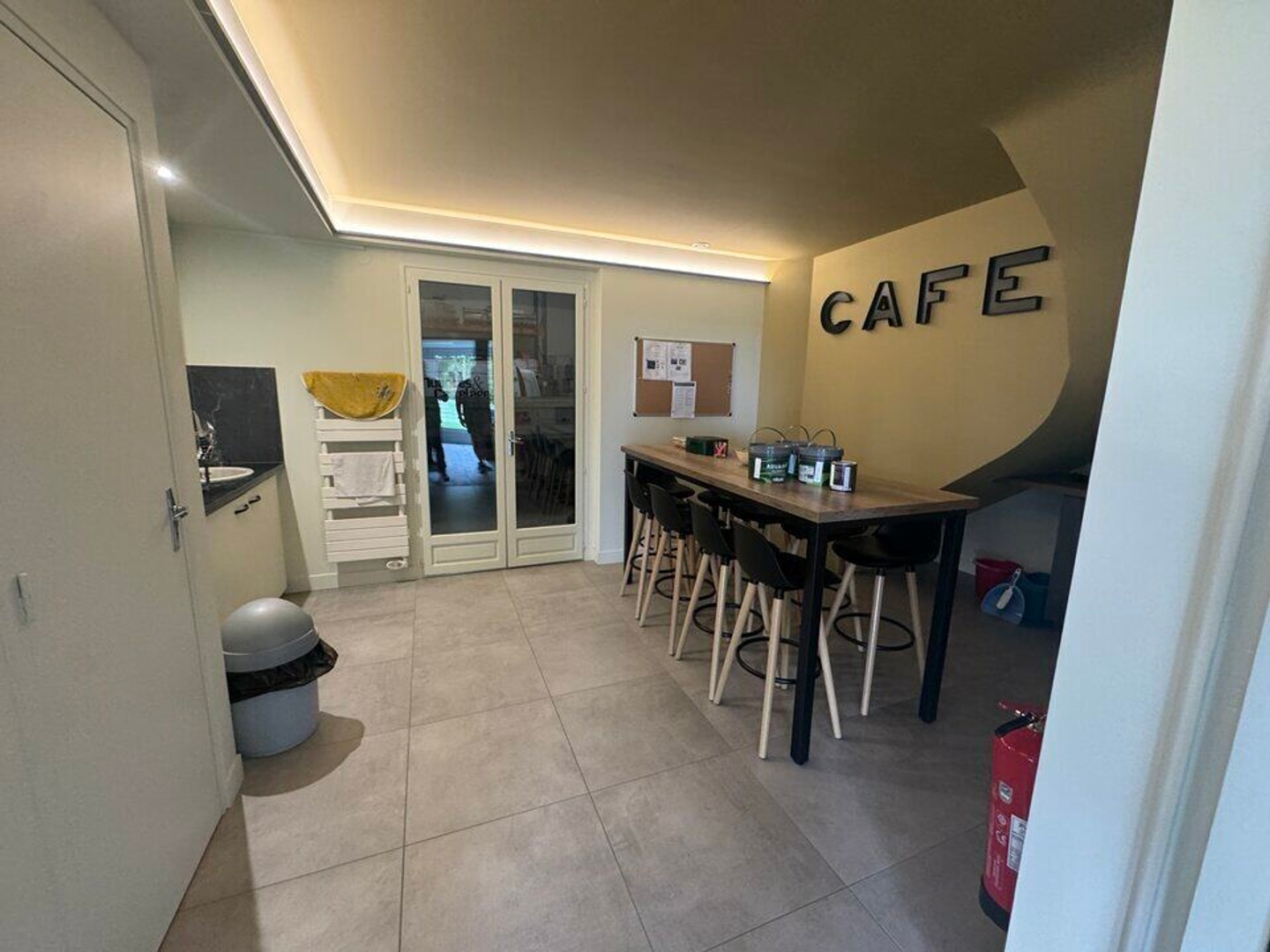 Magasin à vendre - 250m2 - Véretz (37270)