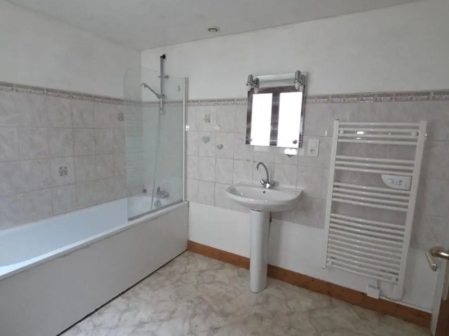 Maison à vendre - 3 pièces - 80m2 - Essoyes (10360)