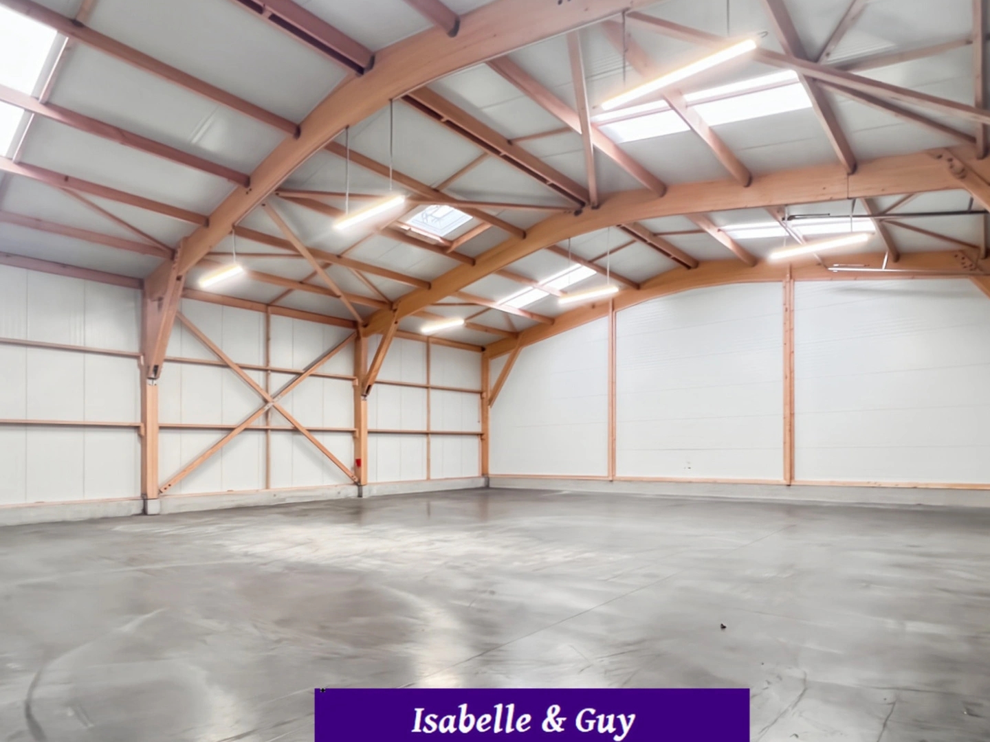 Magasin à vendre - 4 pièces - 4168m2 - Verneuil D'avre E... (27130)