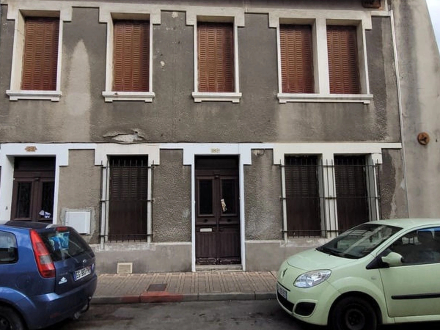 Immeuble à vendre - 7 pièces - 163m2 - Alès (30100)