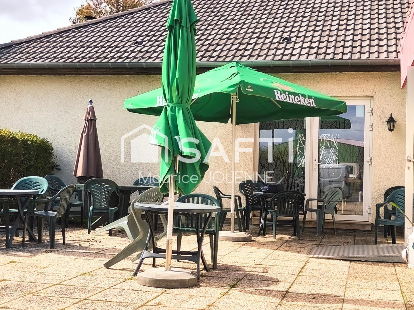 Magasin à vendre - 5 pièces - 221m2 - Martigny-Les-Gerb... (88300)
