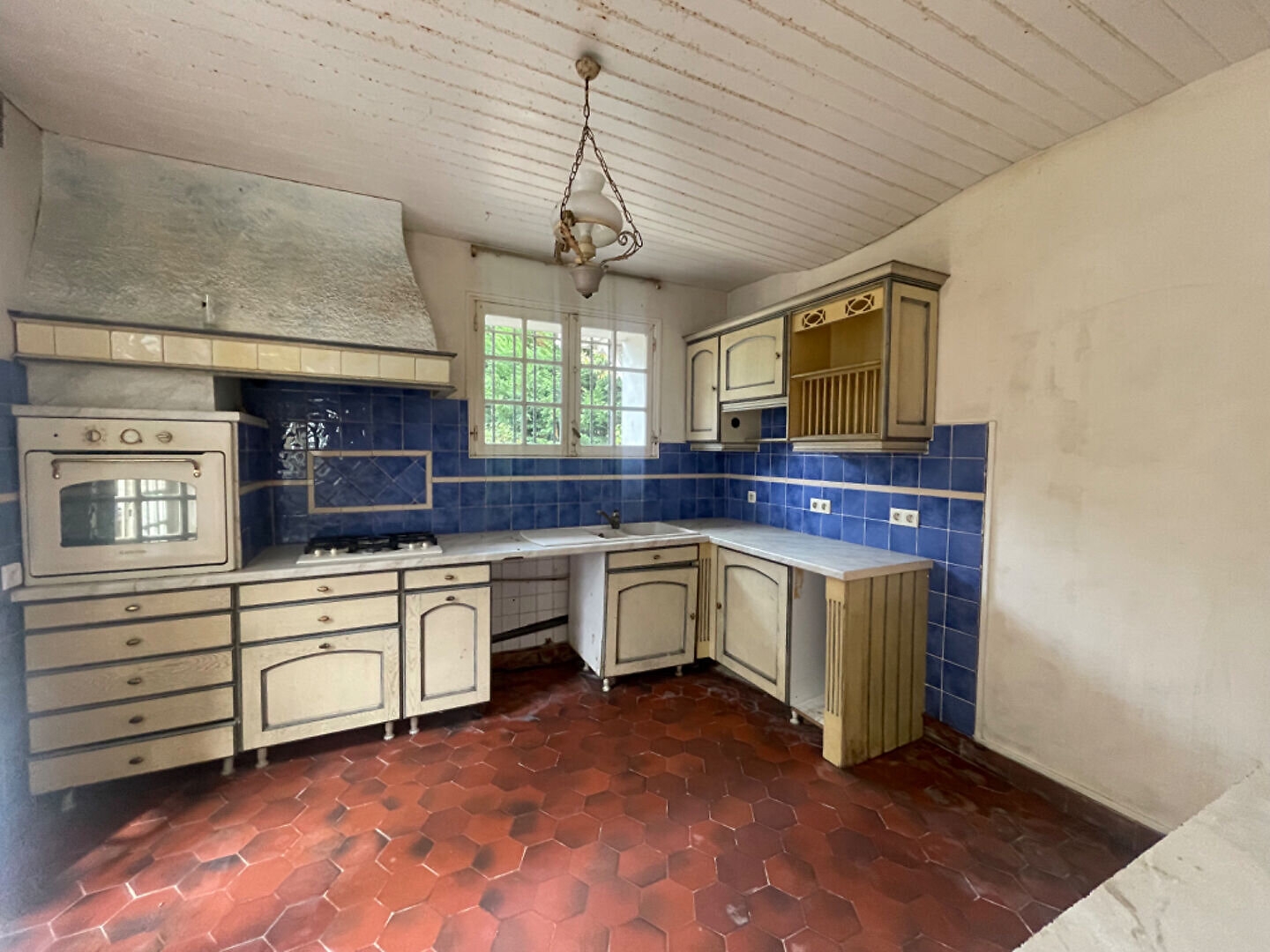 Maison à vendre - 6 pièces - 231m2 - Saint-Trojan (33710)
