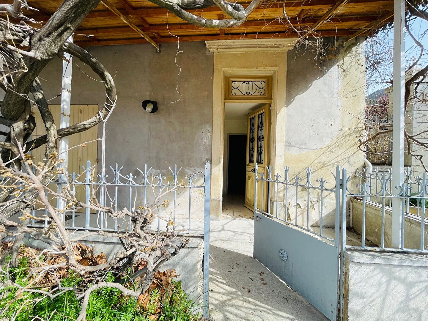 Maison à vendre - 8 pièces - 235m2 - Venterol (26110)