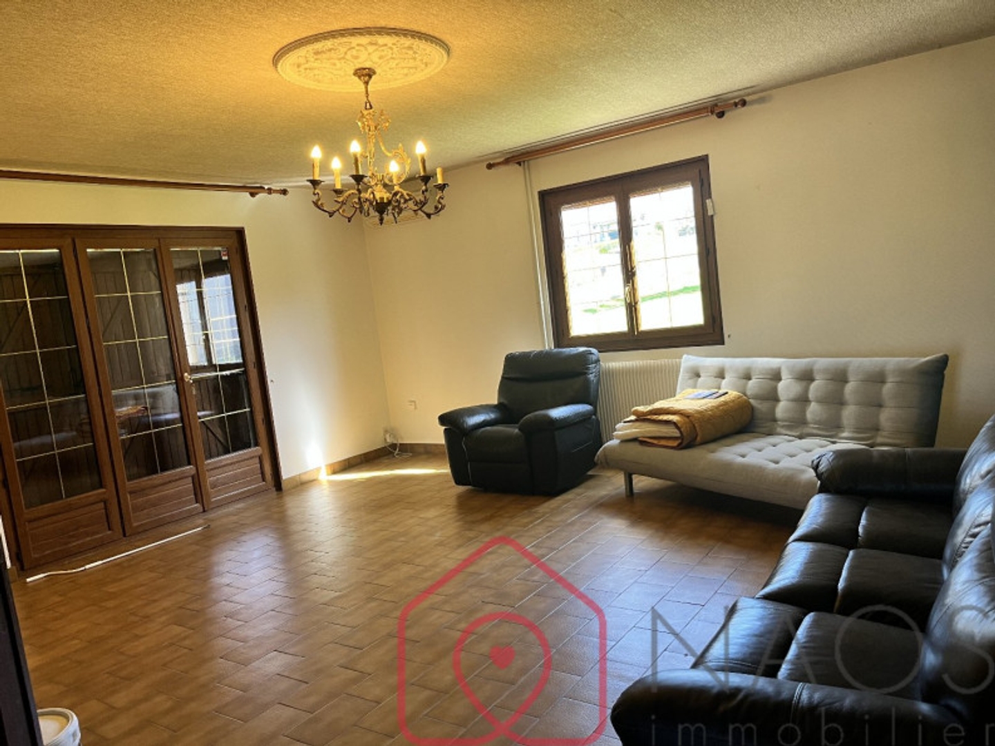 Maison à vendre - 8 pièces - 186m2 - Bantanges (71500)